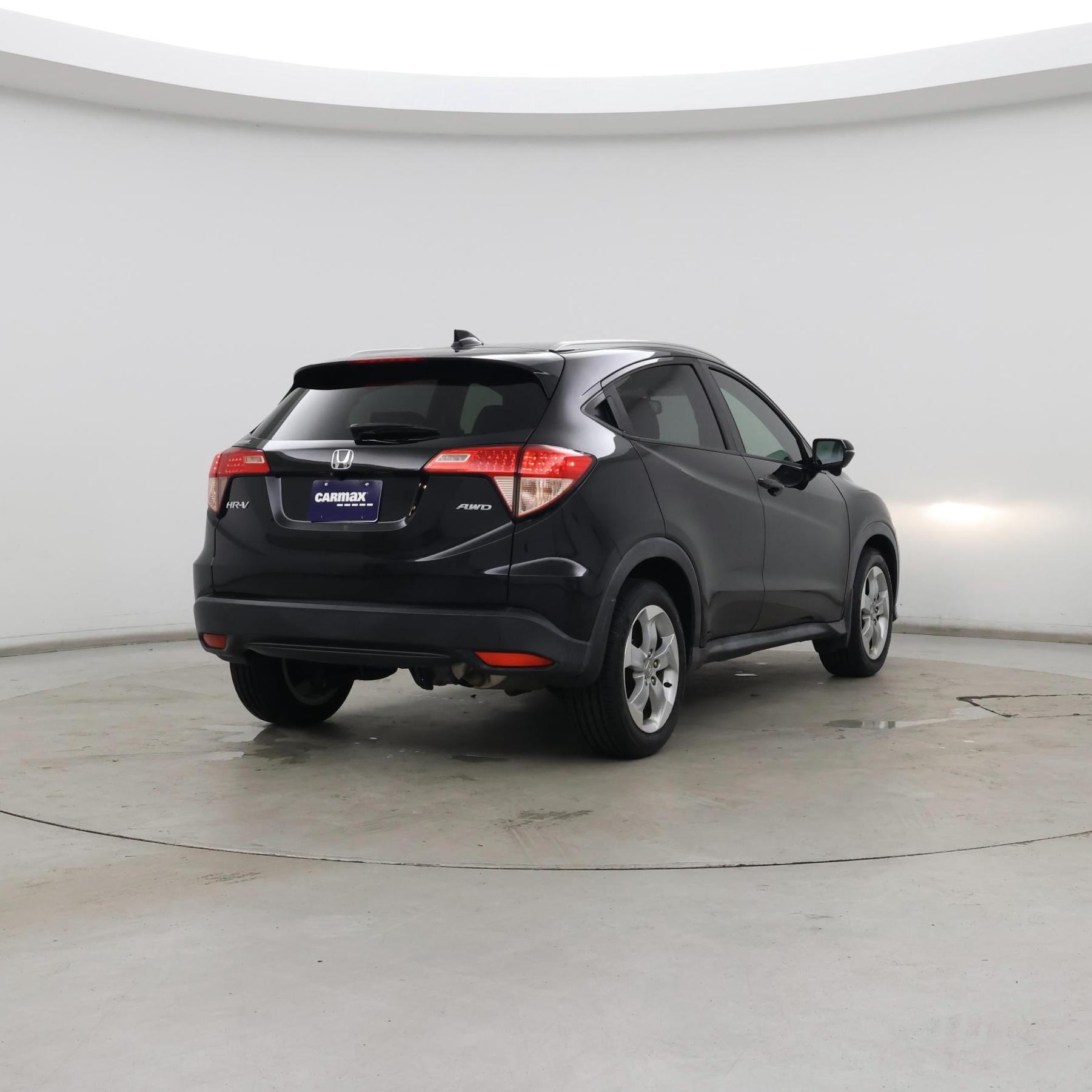 Thumbnail: 2016 Honda HR-V - 8