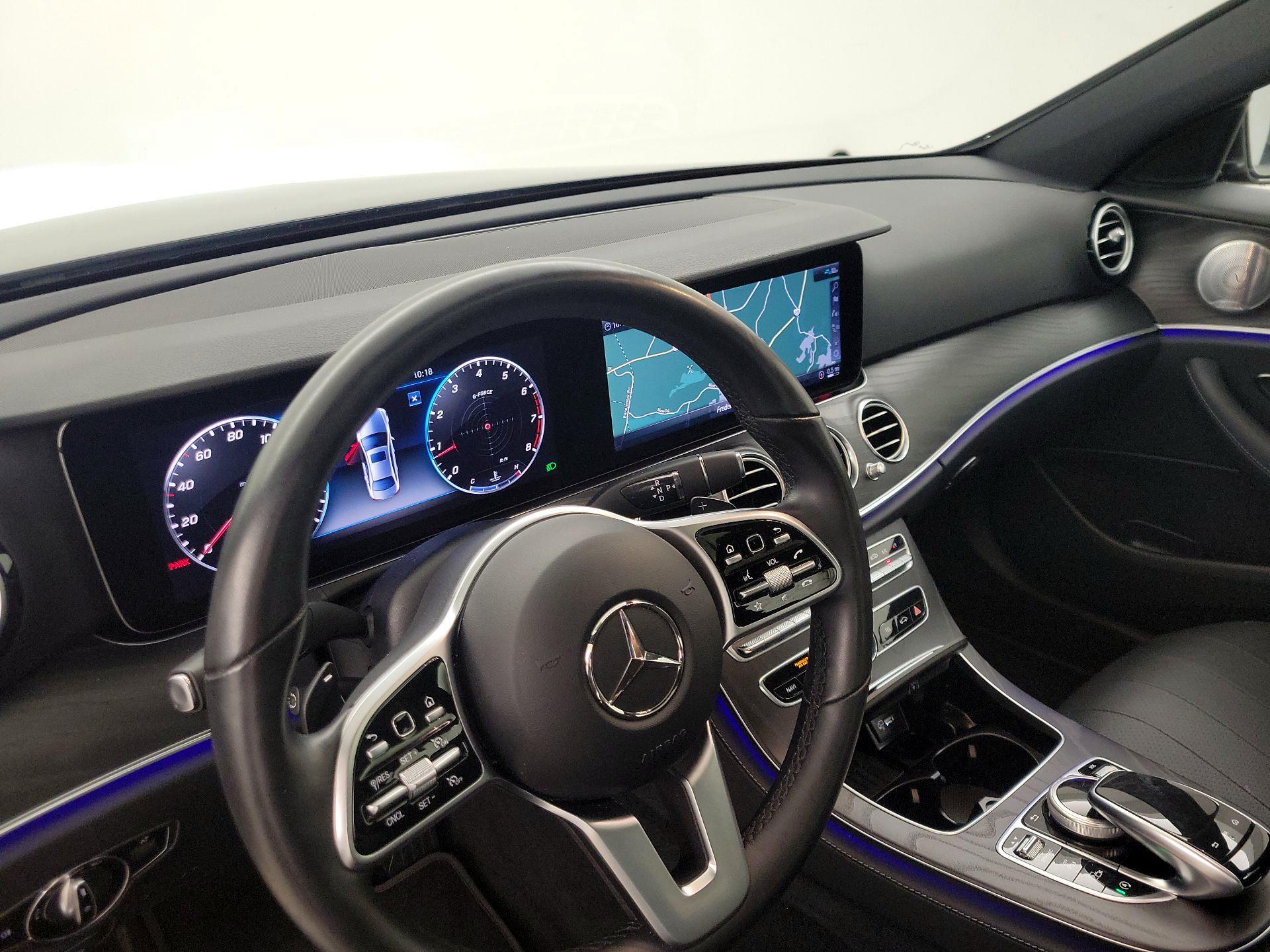 Thumbnail: 2020 Mercedes-Benz E-Class - 9