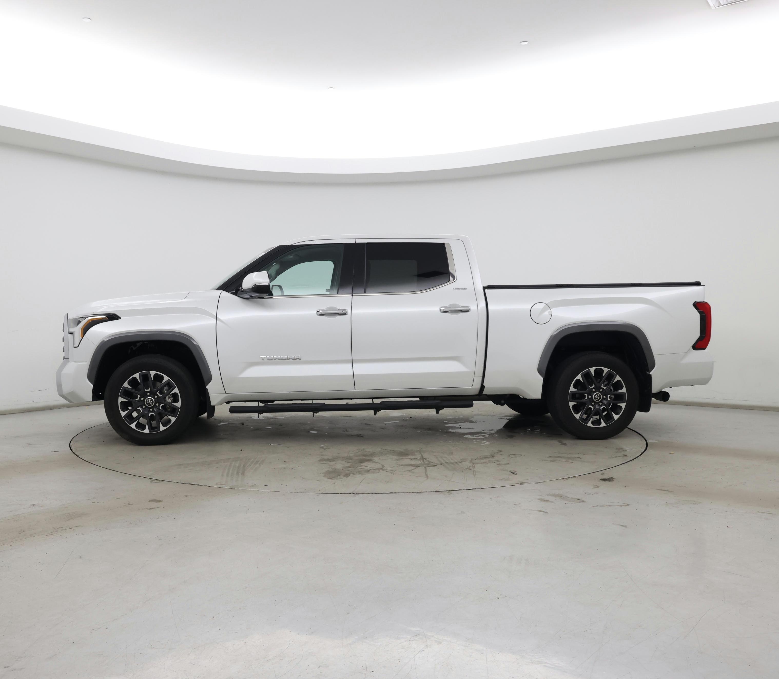 Thumbnail: 2023 Toyota Tundra - 3