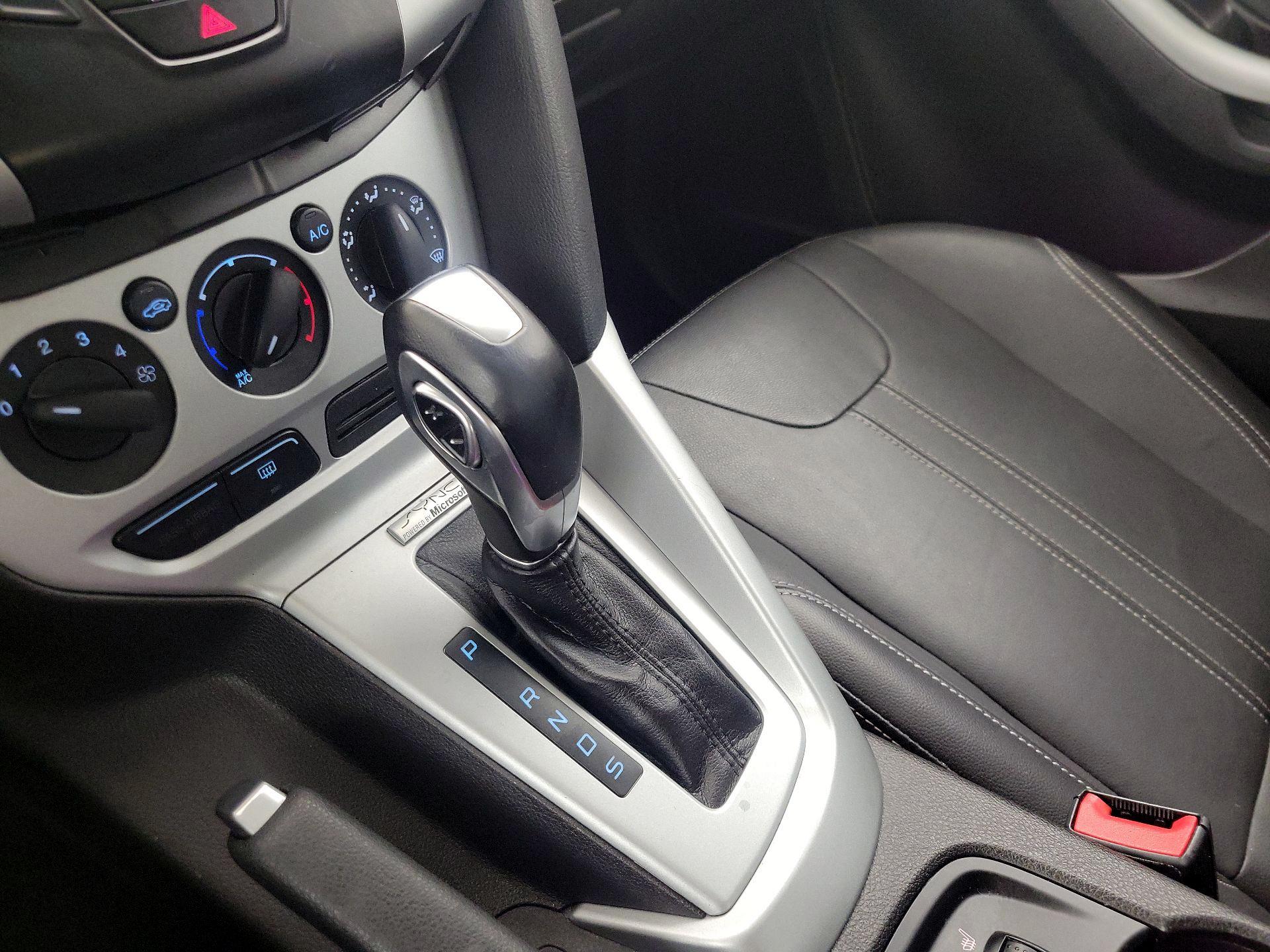 Thumbnail: 2014 Ford Focus - 16