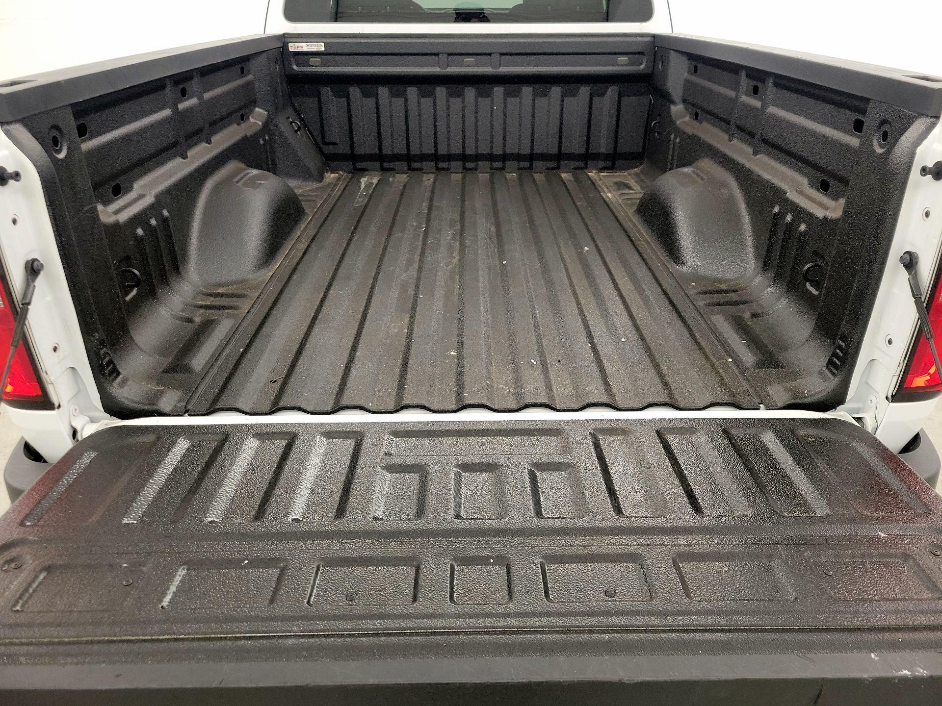 Thumbnail: 2018 Chevrolet Colorado - 20