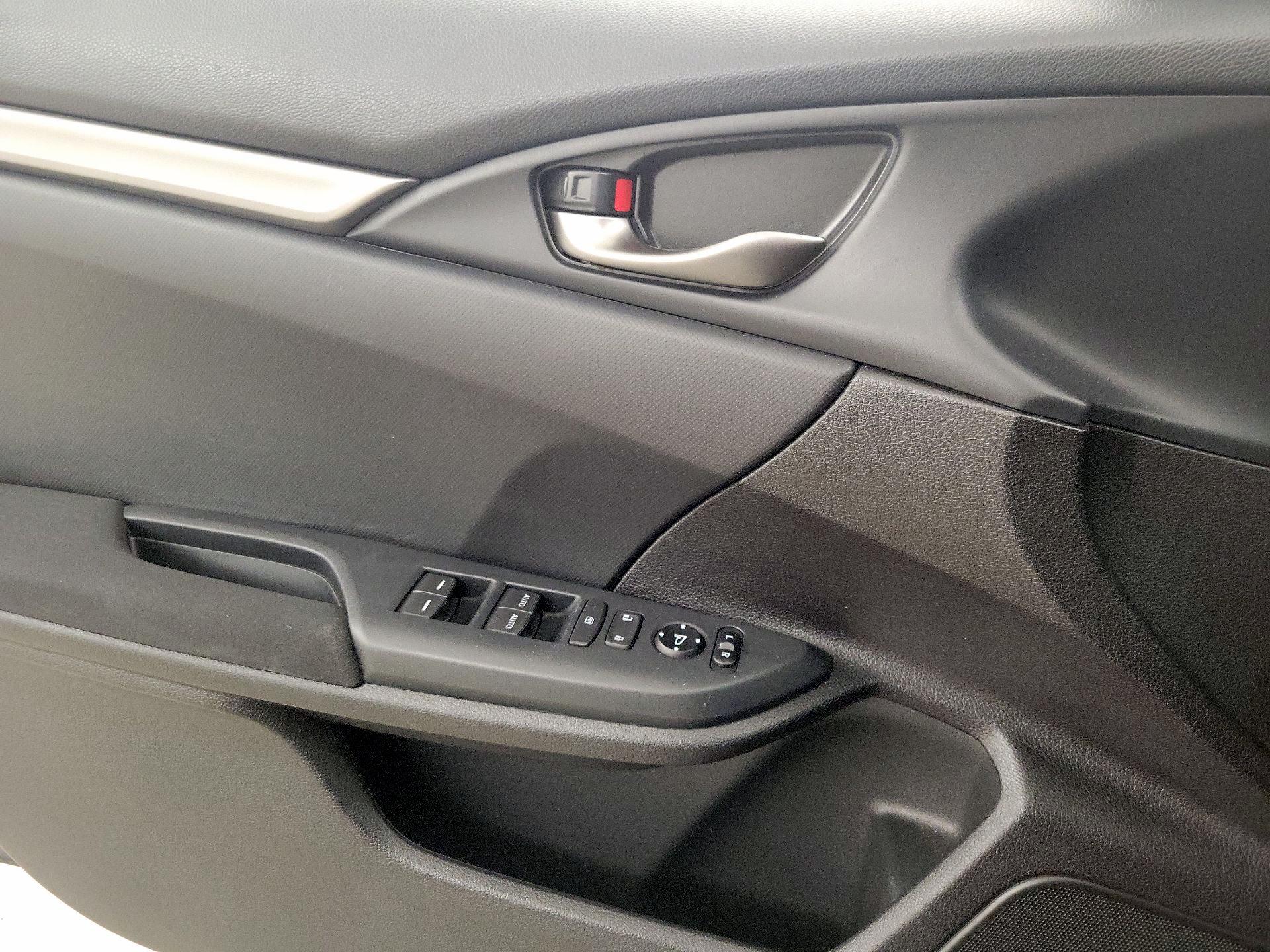 Thumbnail: 2019 Honda Civic - 12