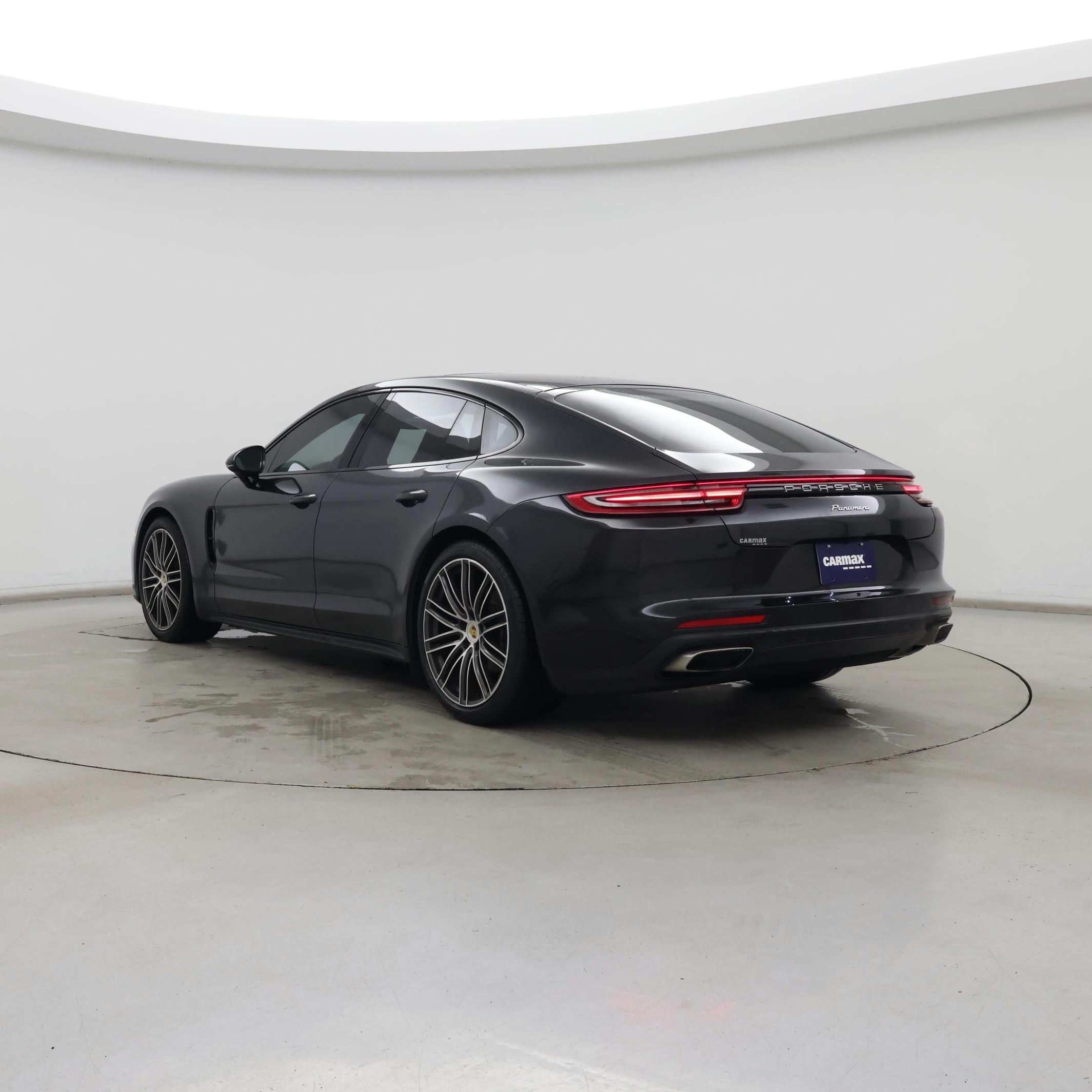 Thumbnail: 2018 Porsche Panamera - 2