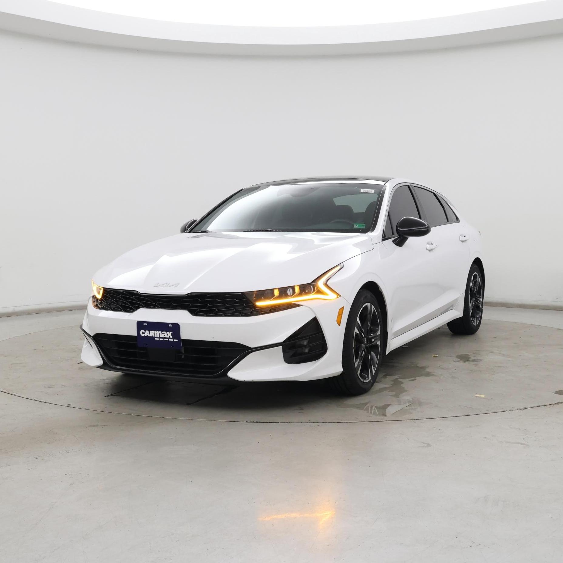 Thumbnail: 2023 Kia K5 - 4