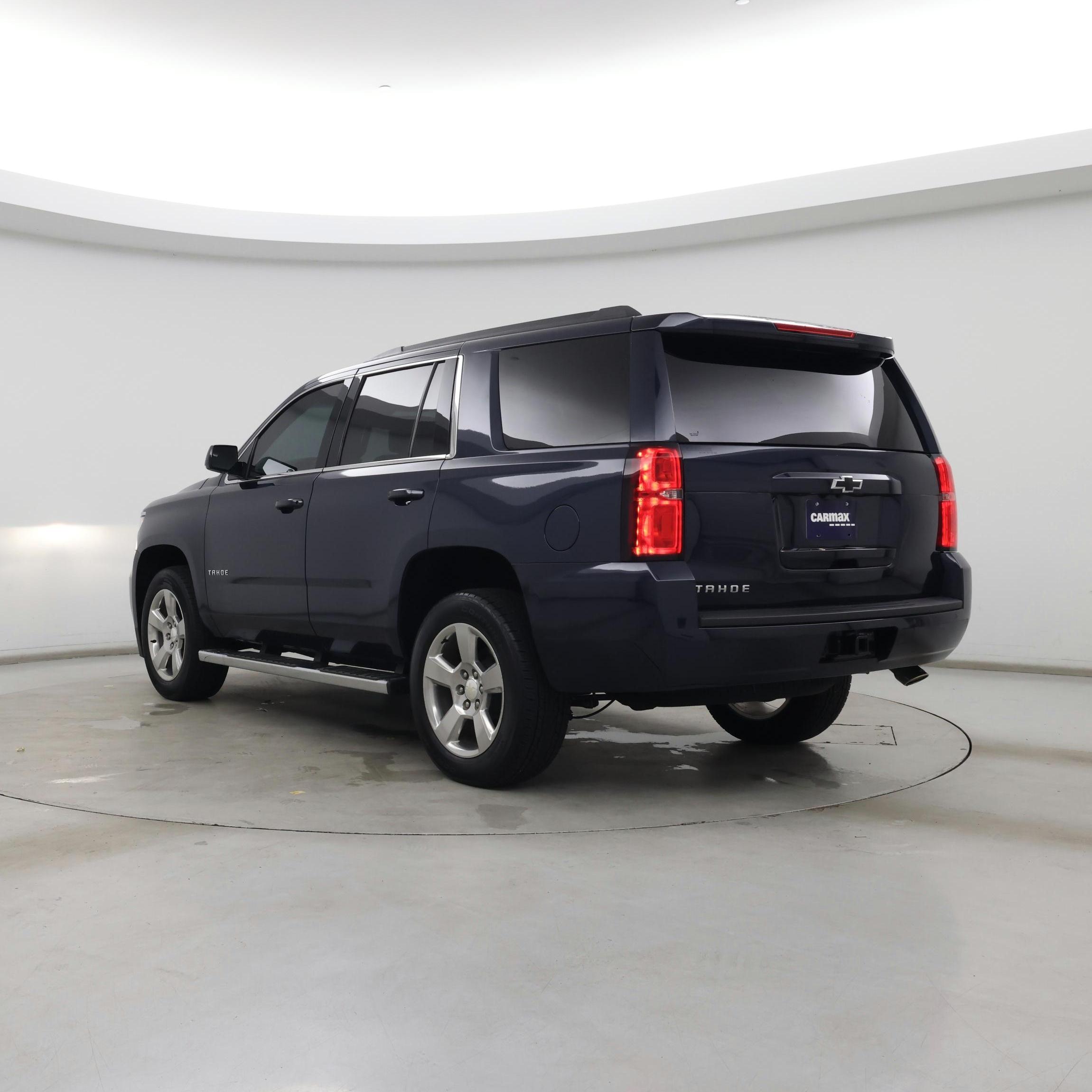 Thumbnail: 2019 Chevrolet Tahoe - 2