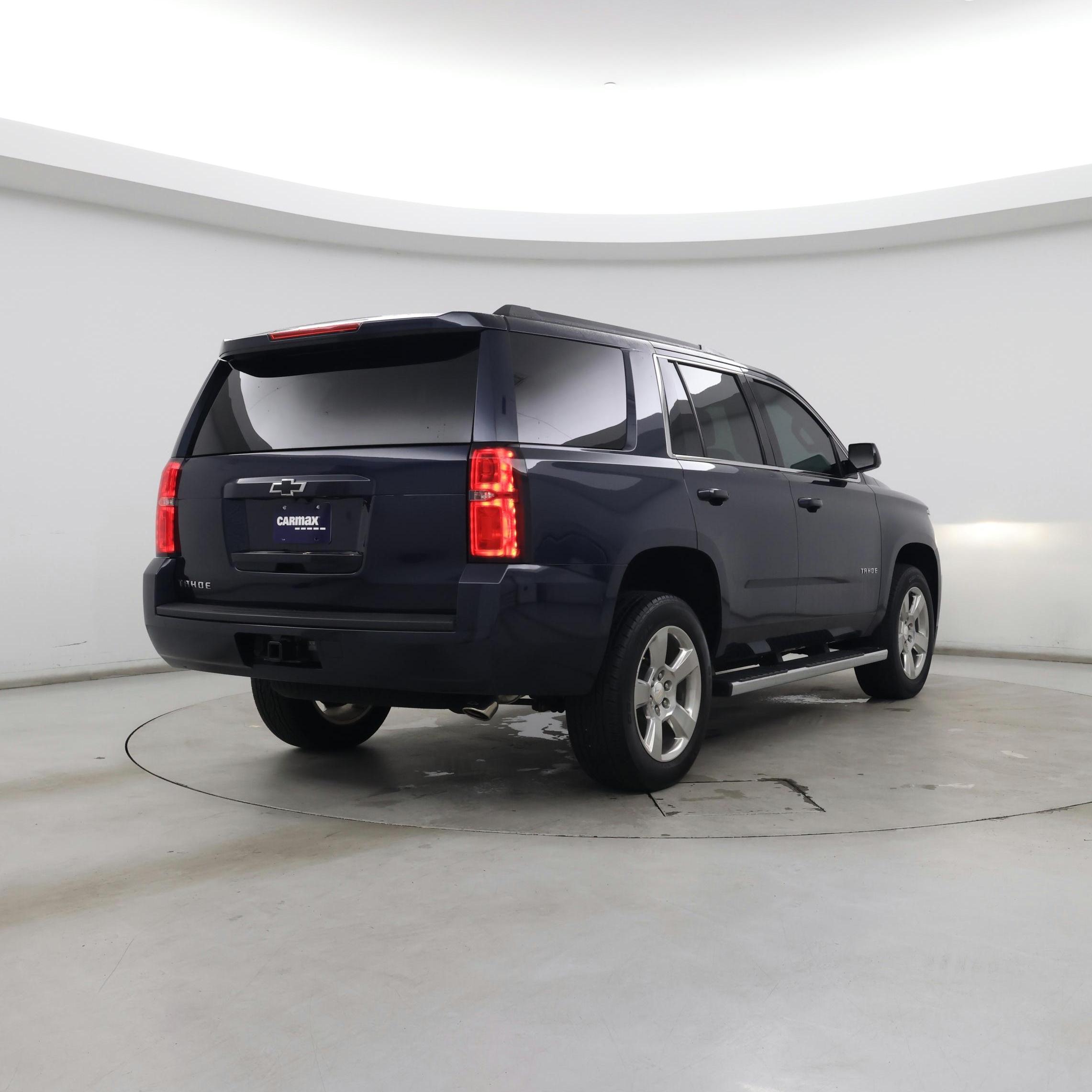 Thumbnail: 2019 Chevrolet Tahoe - 8