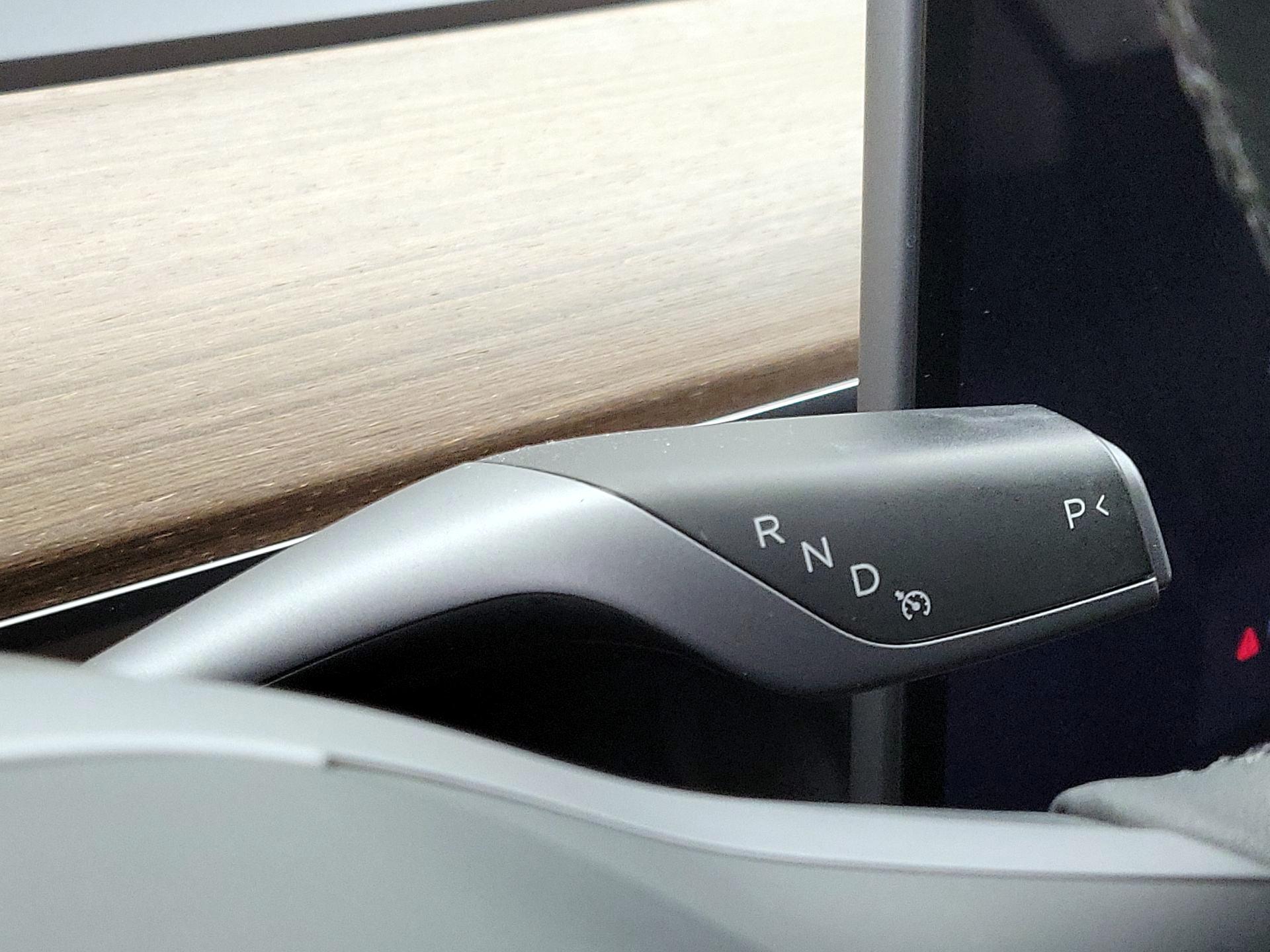 Thumbnail: 2023 Tesla Model 3 - 17