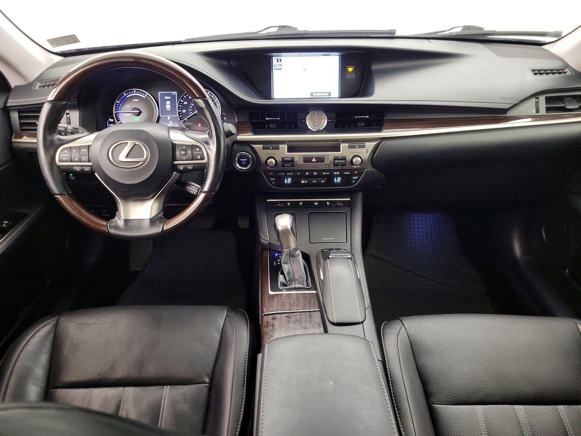 Thumbnail: 2017 Lexus ES - 9