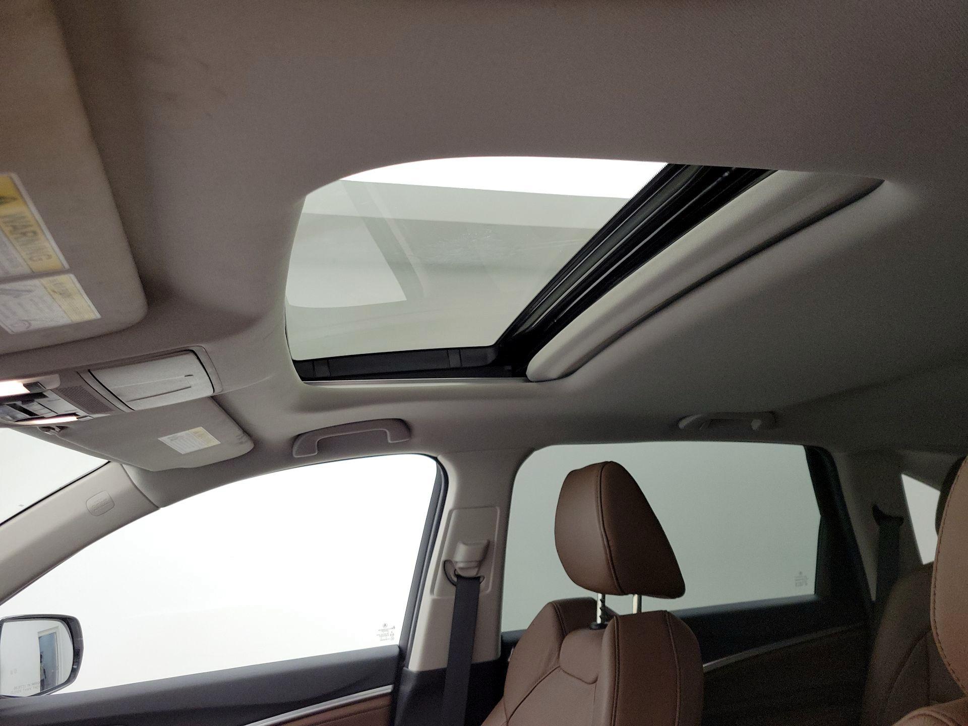 Thumbnail: 2020 Acura MDX - 20