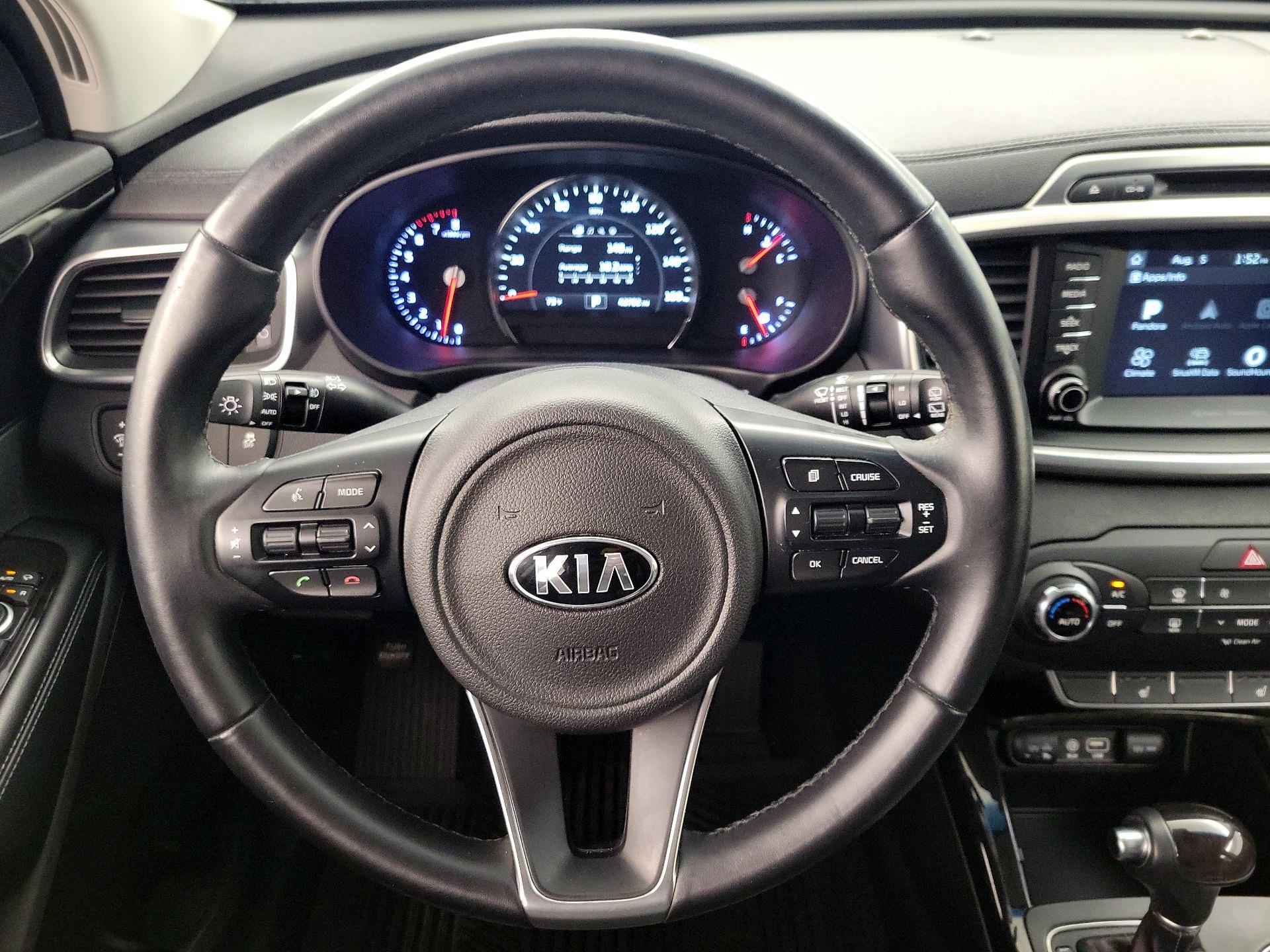 Thumbnail: 2018 Kia Sorento - 10