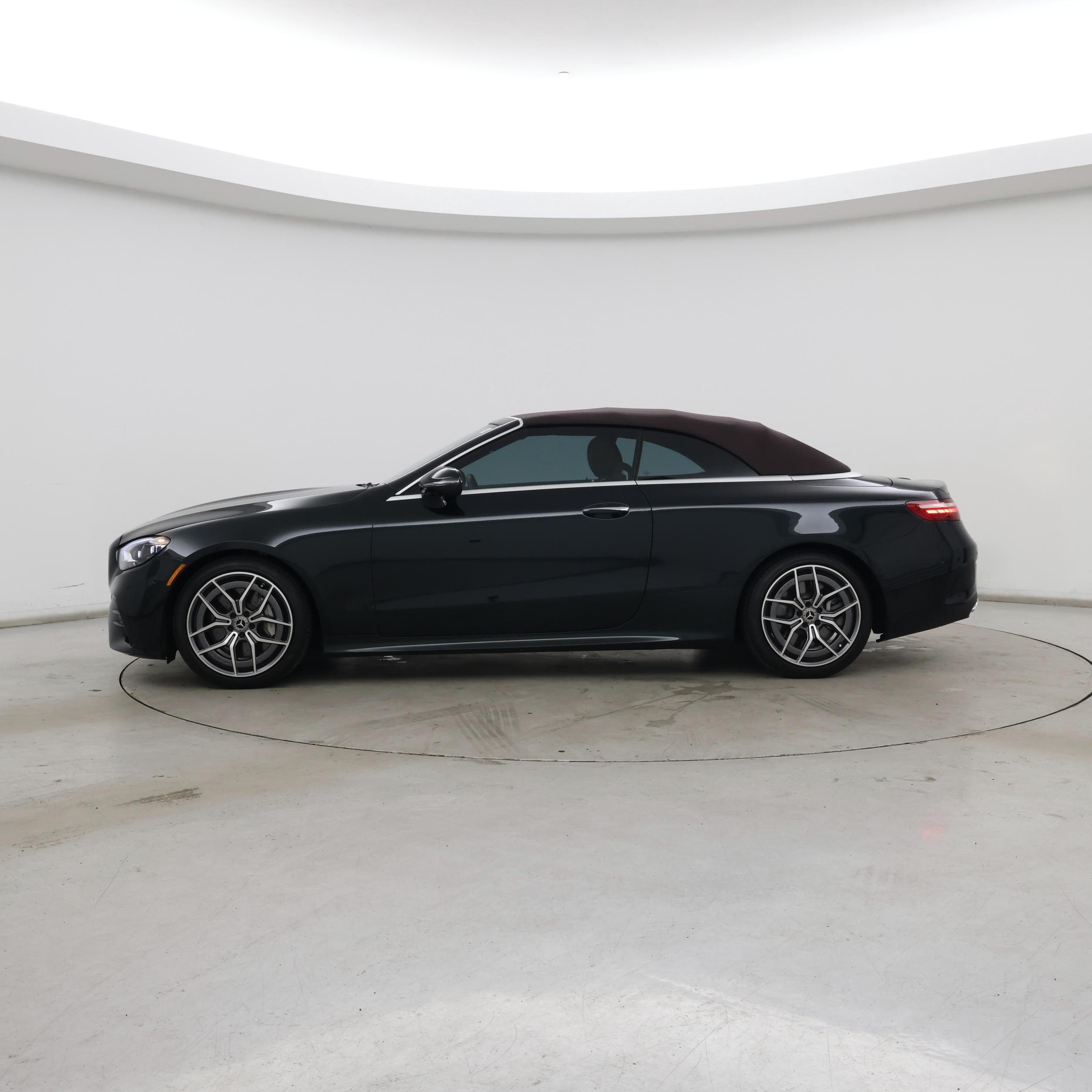Thumbnail: 2021 Mercedes-Benz E-Class - 3