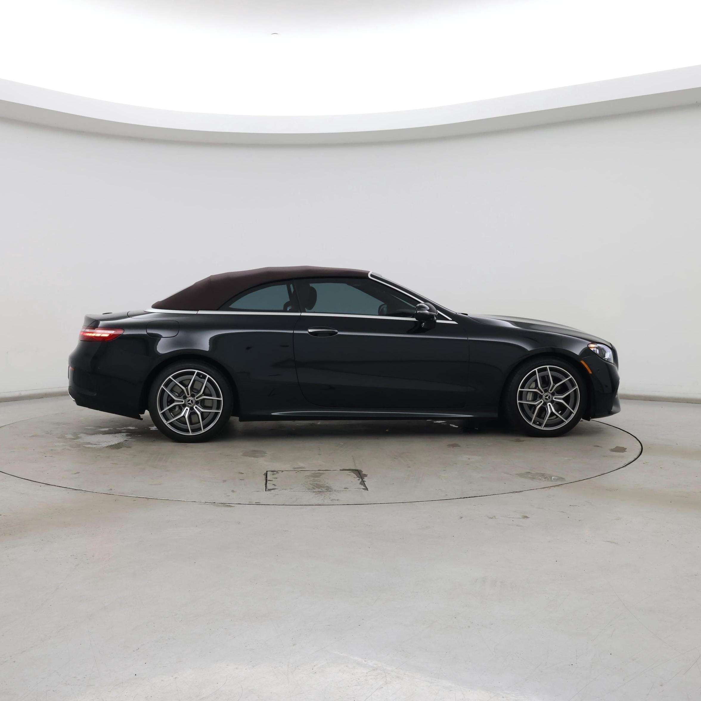 Thumbnail: 2021 Mercedes-Benz E-Class - 7