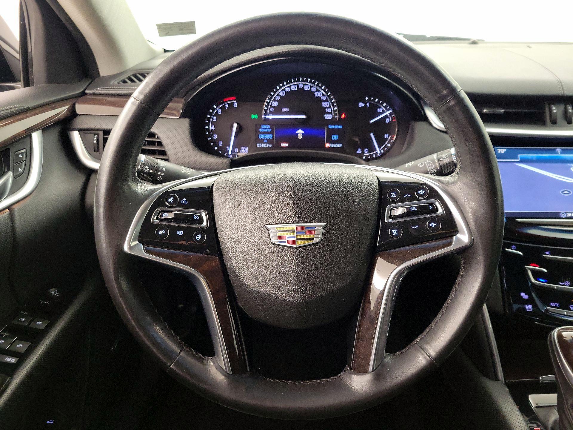 Thumbnail: 2017 Cadillac XTS - 10