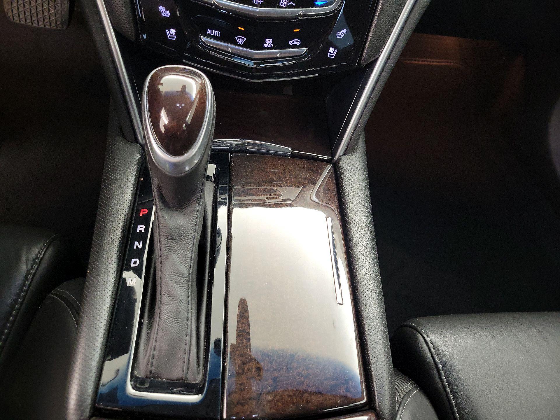 Thumbnail: 2017 Cadillac XTS - 18