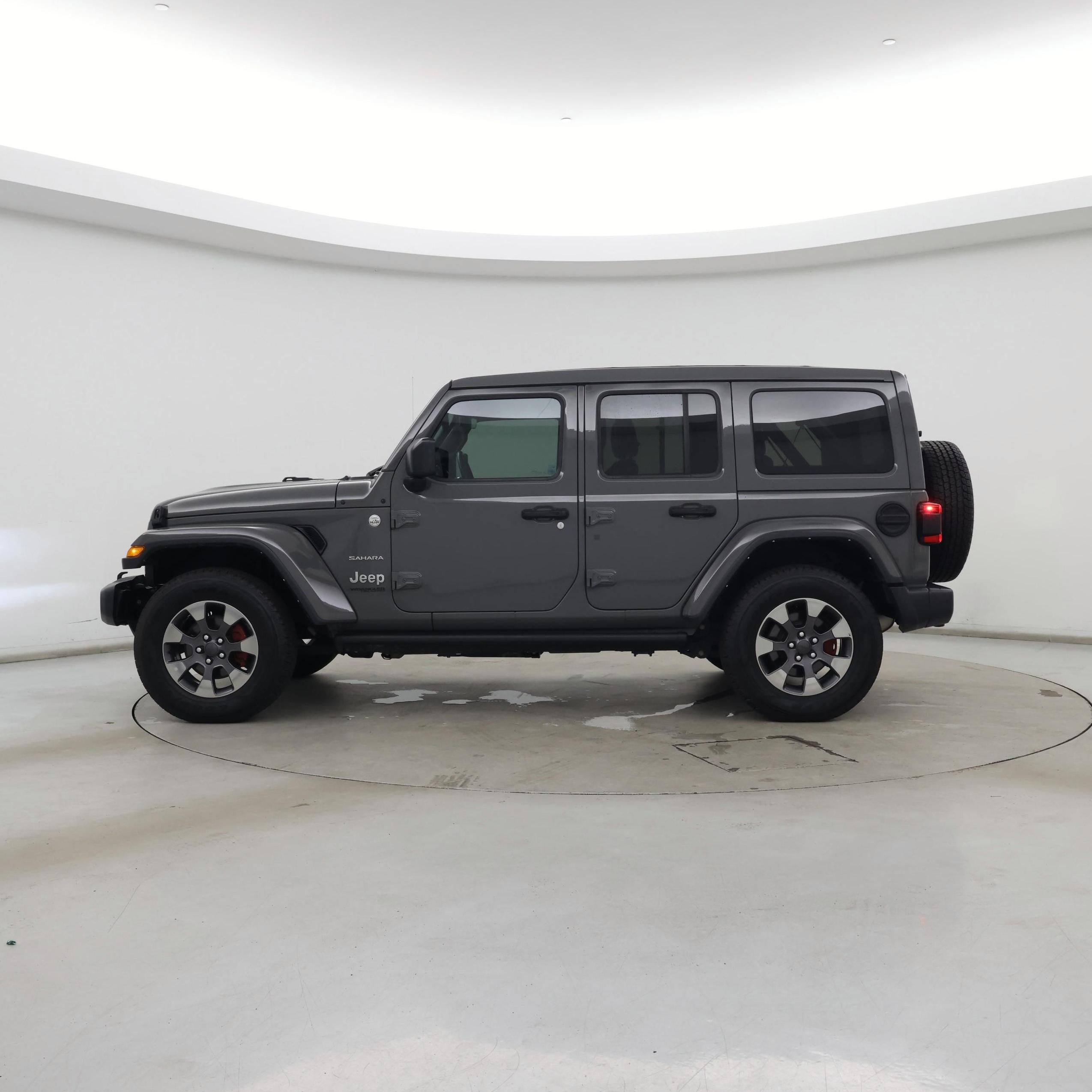 Thumbnail: 2020 Jeep Wrangler - 3