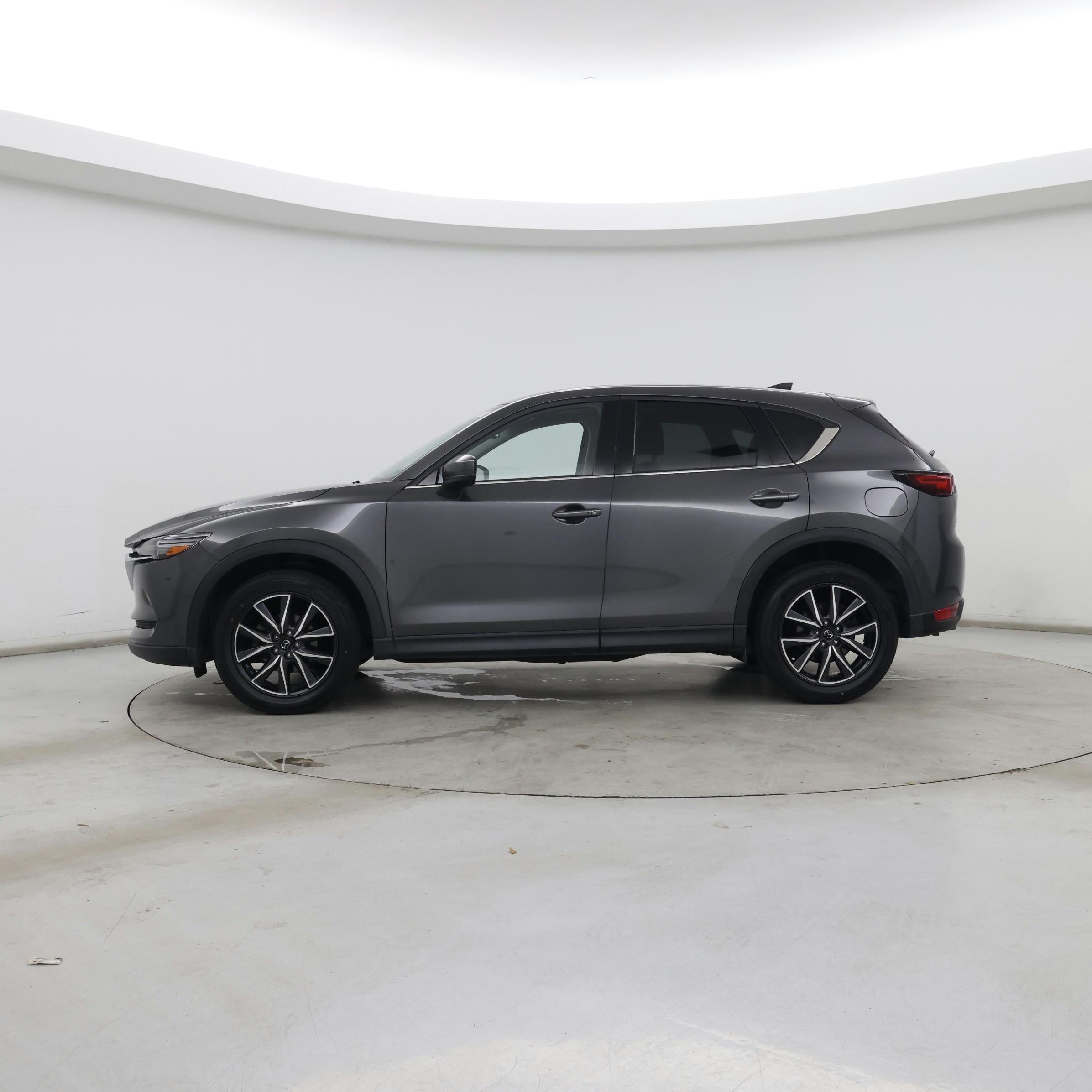 Thumbnail: 2017 Mazda CX-5 - 3