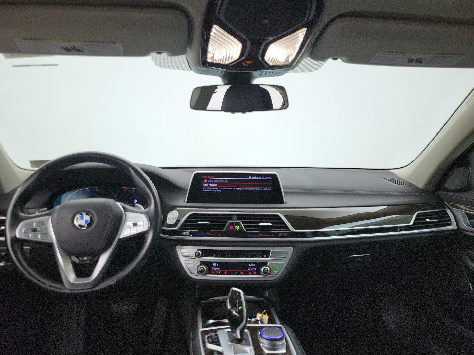 Thumbnail: 2020 BMW 7 Series - 9