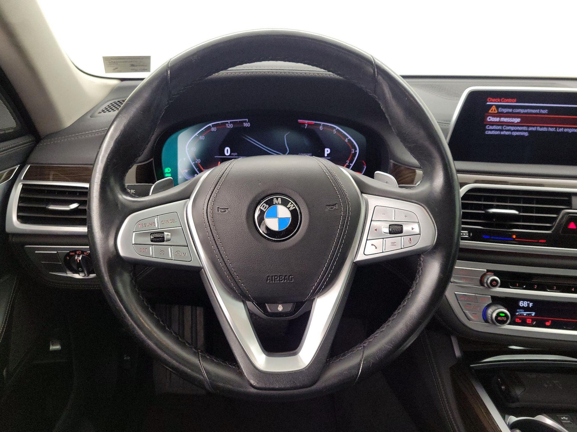Thumbnail: 2020 BMW 7 Series - 10