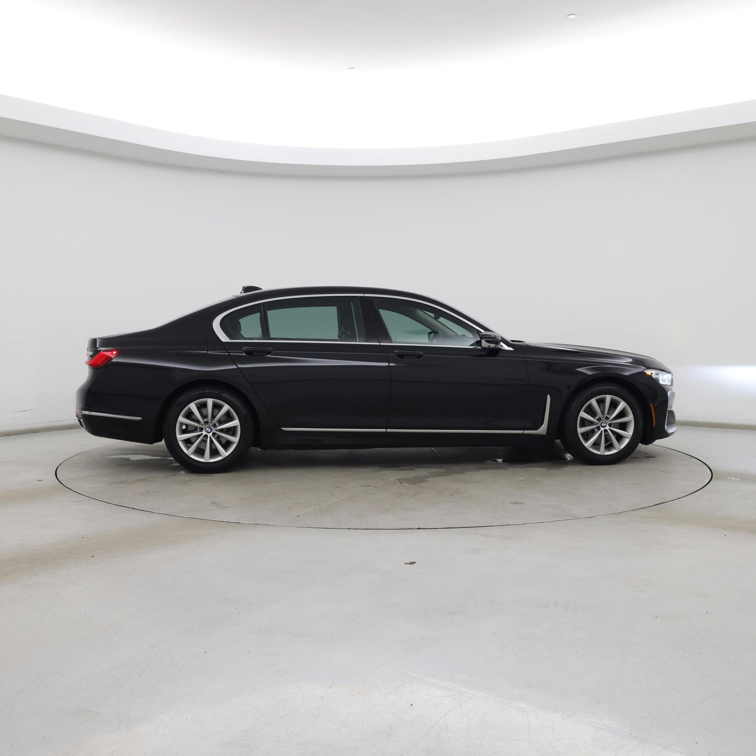Thumbnail: 2020 BMW 7 Series - 7