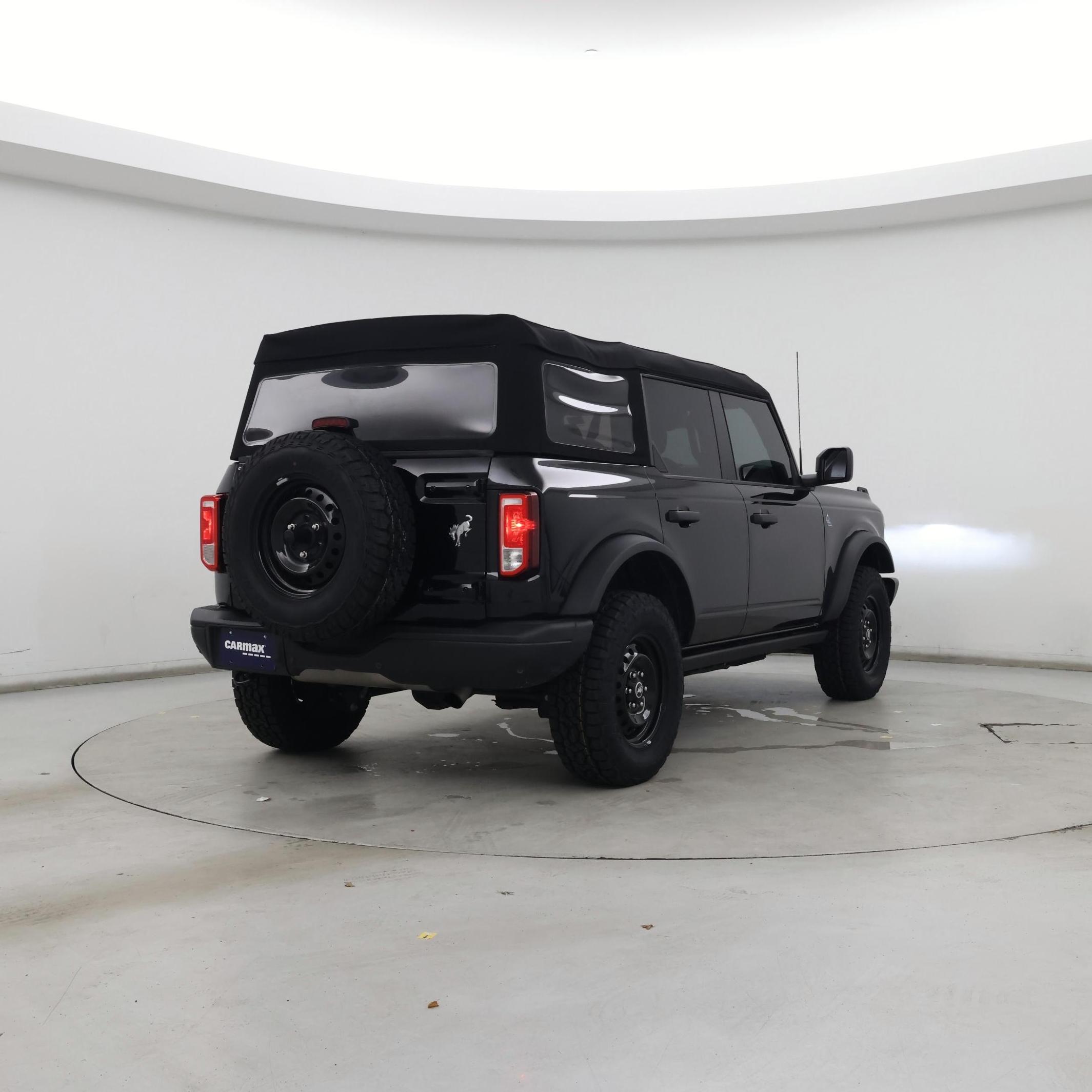 Thumbnail: 2023 Ford Bronco - 8