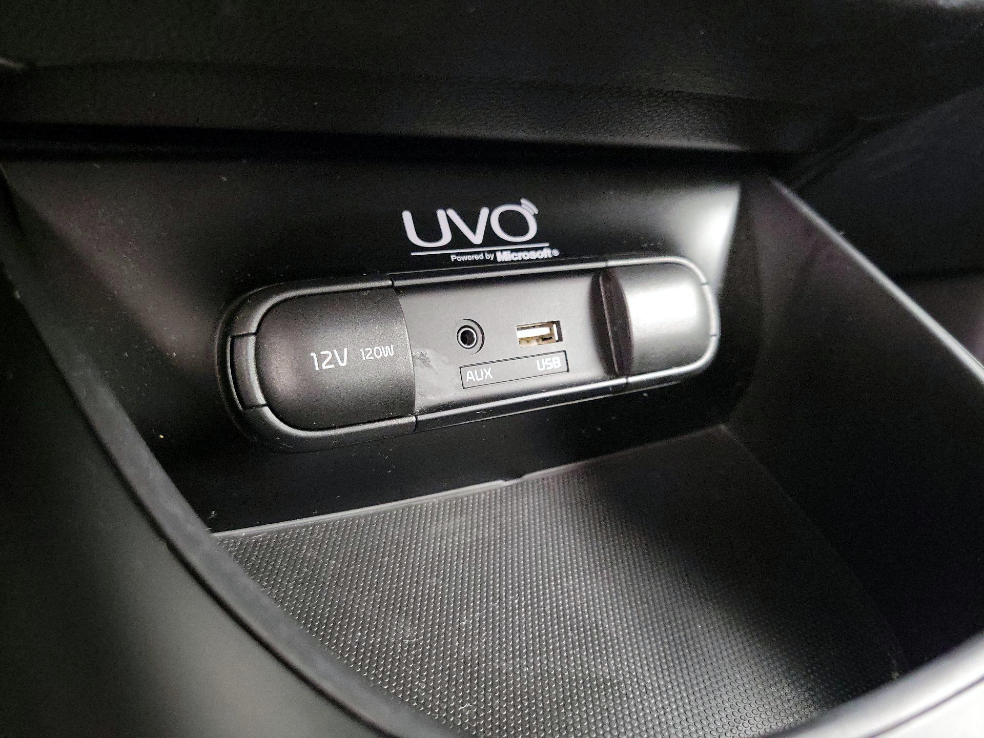 Thumbnail: 2015 Kia Soul - 18