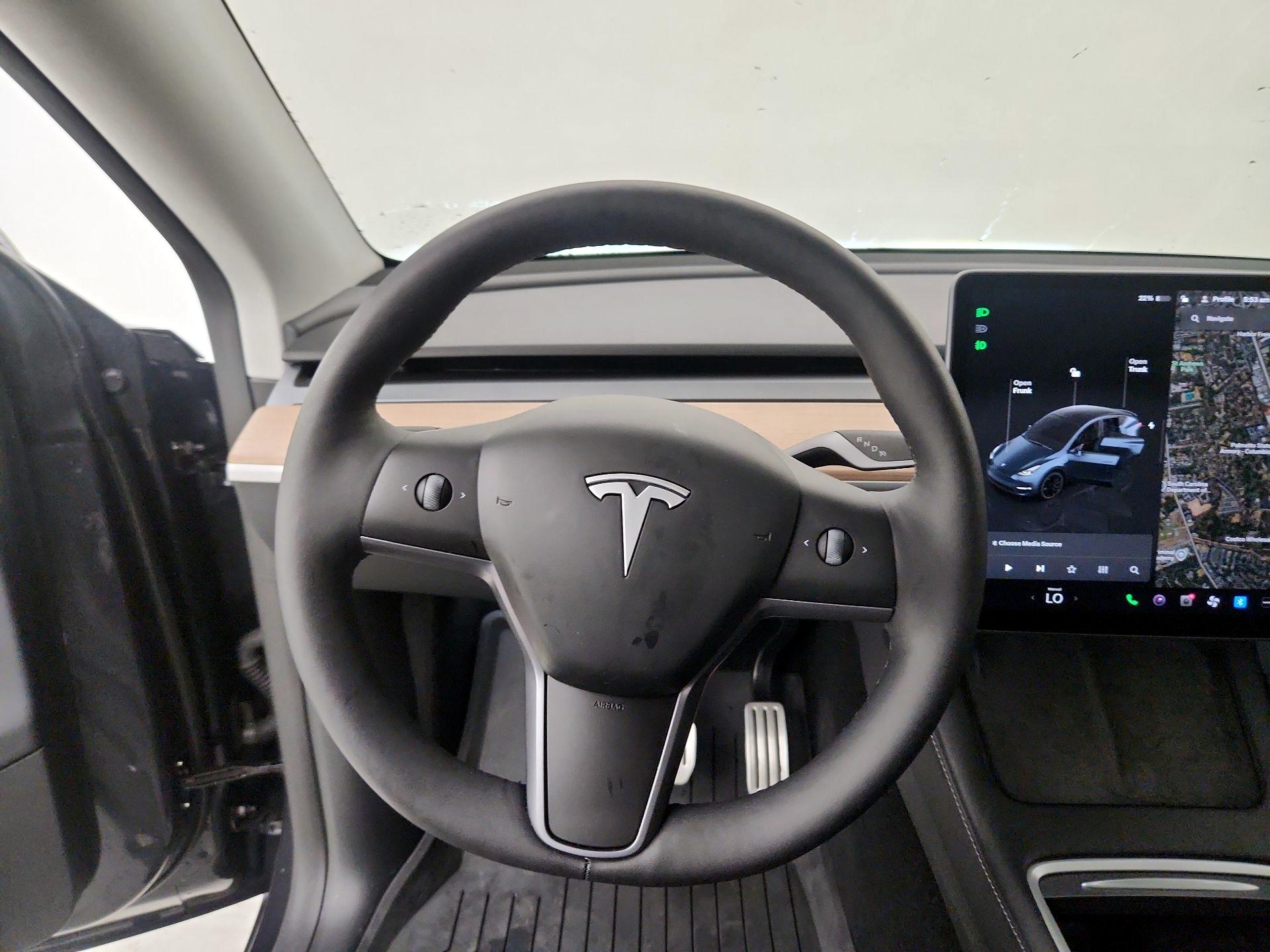 Thumbnail: 2024 Tesla Model Y - 10