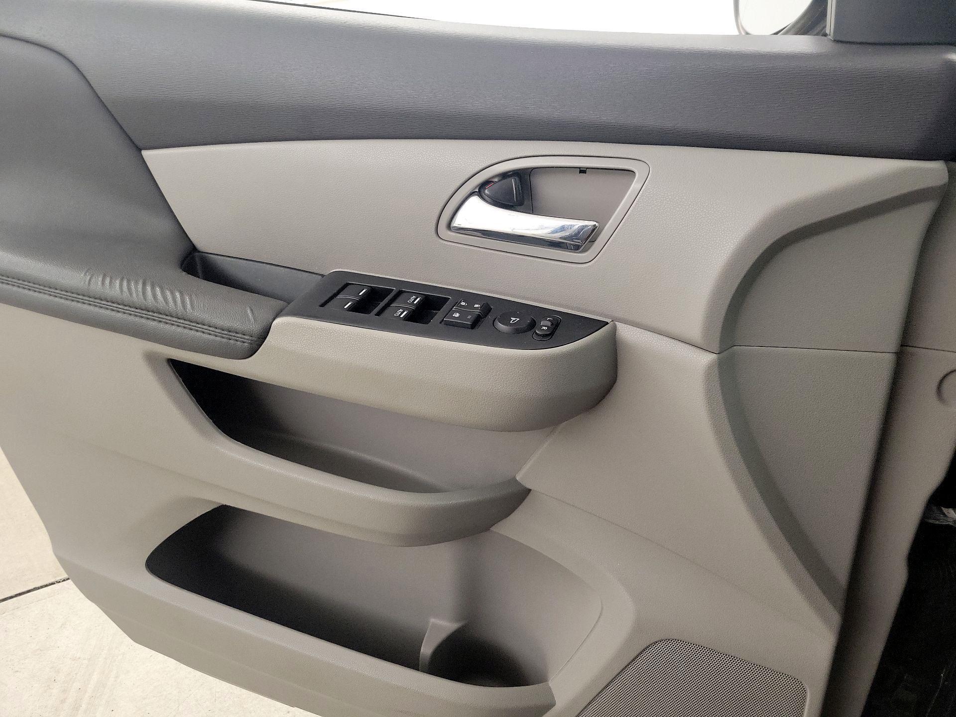 Thumbnail: 2016 Honda Odyssey - 12