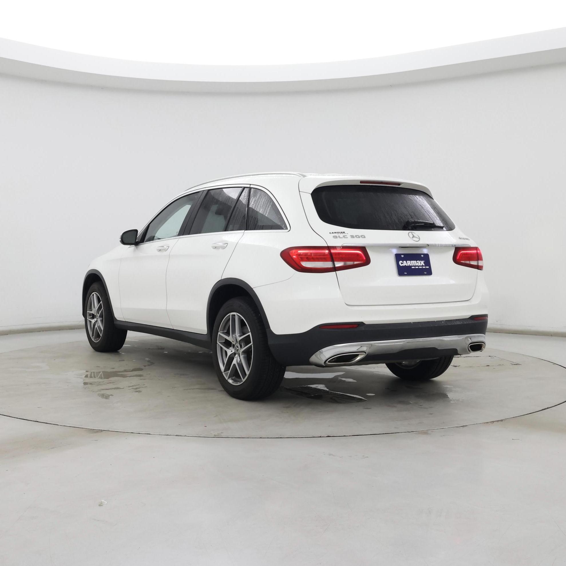 Thumbnail: 2016 Mercedes-Benz GLC - 2