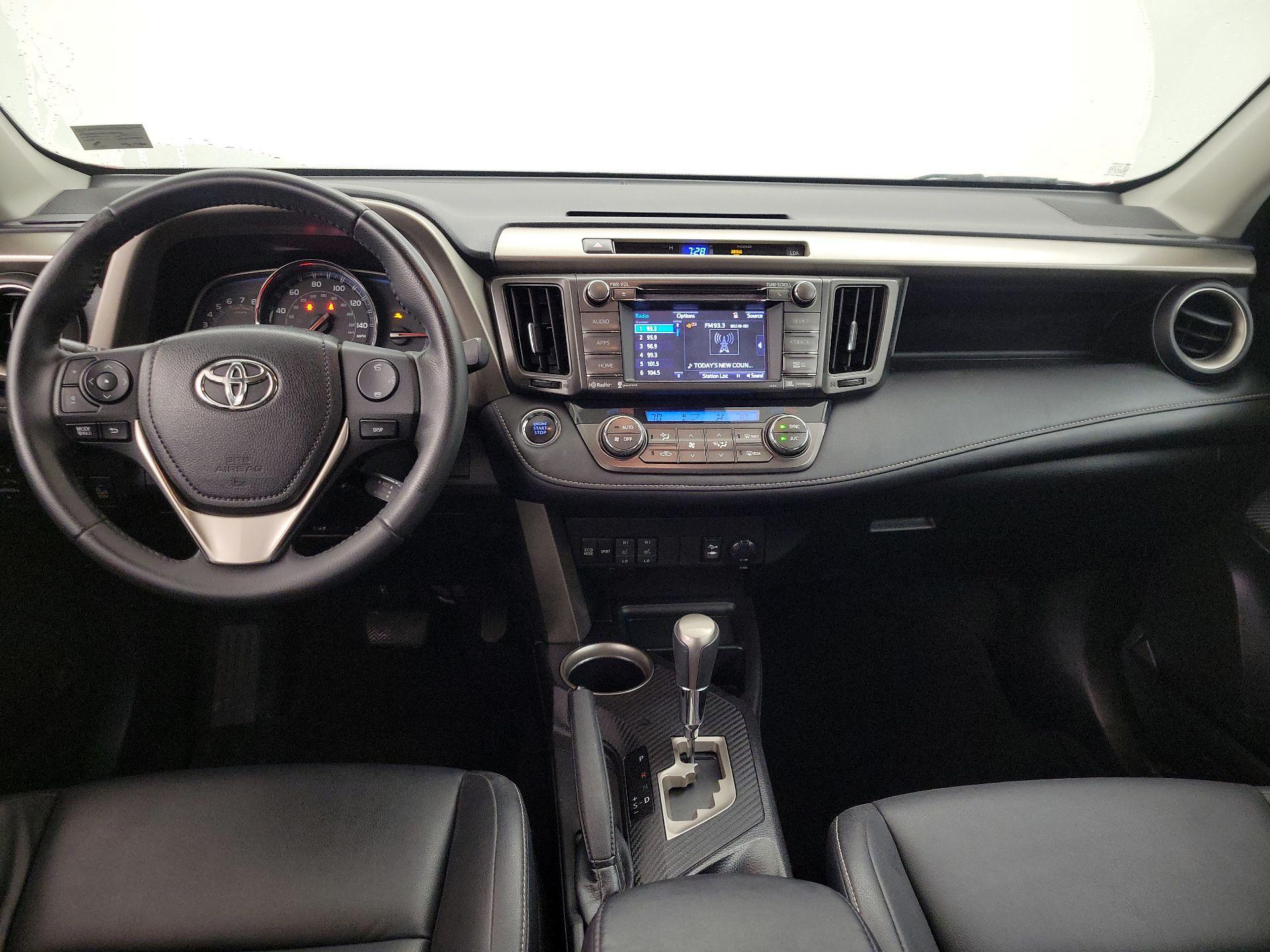 Thumbnail: 2014 Toyota RAV4 - 9
