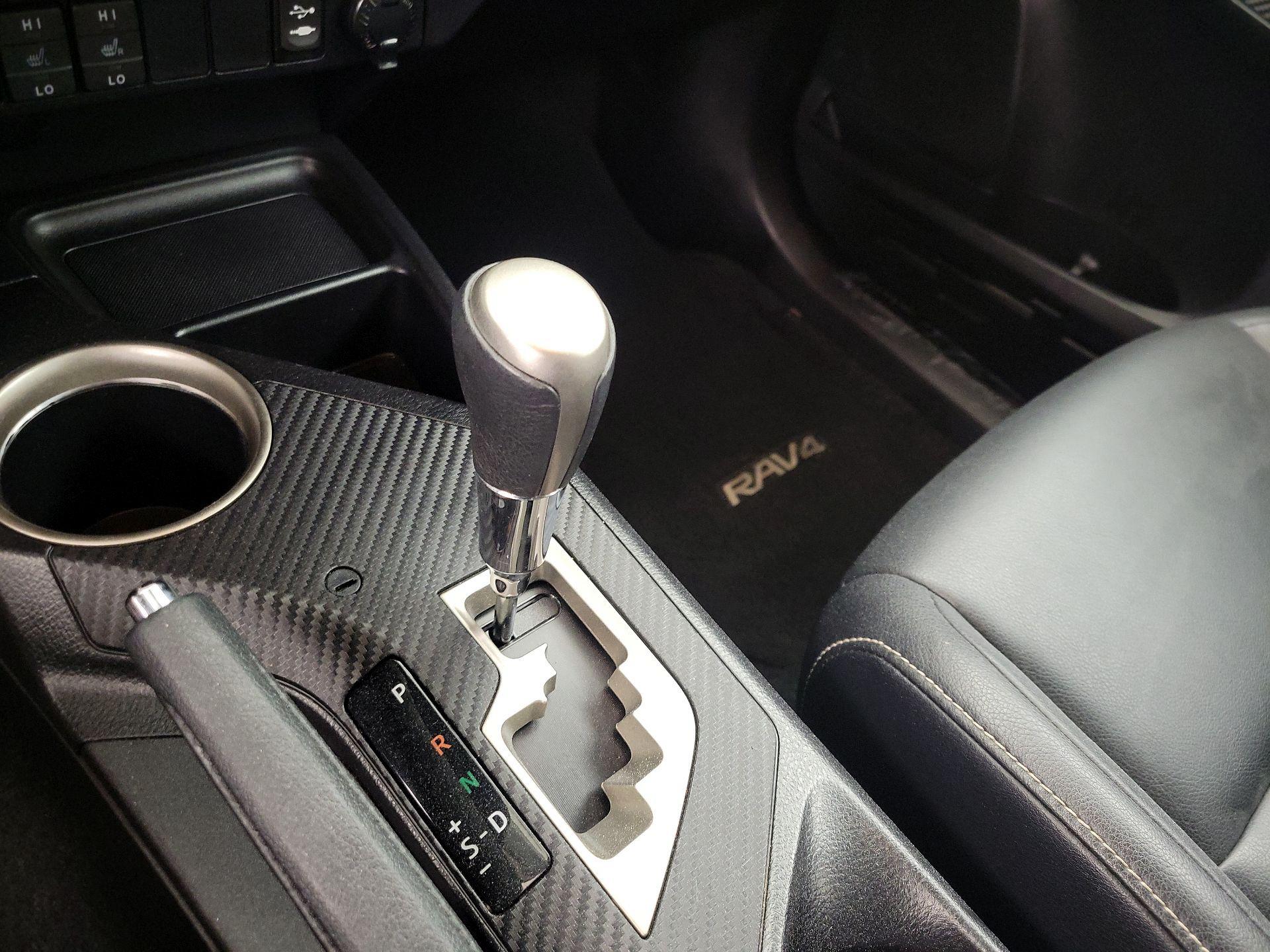 Thumbnail: 2014 Toyota RAV4 - 17