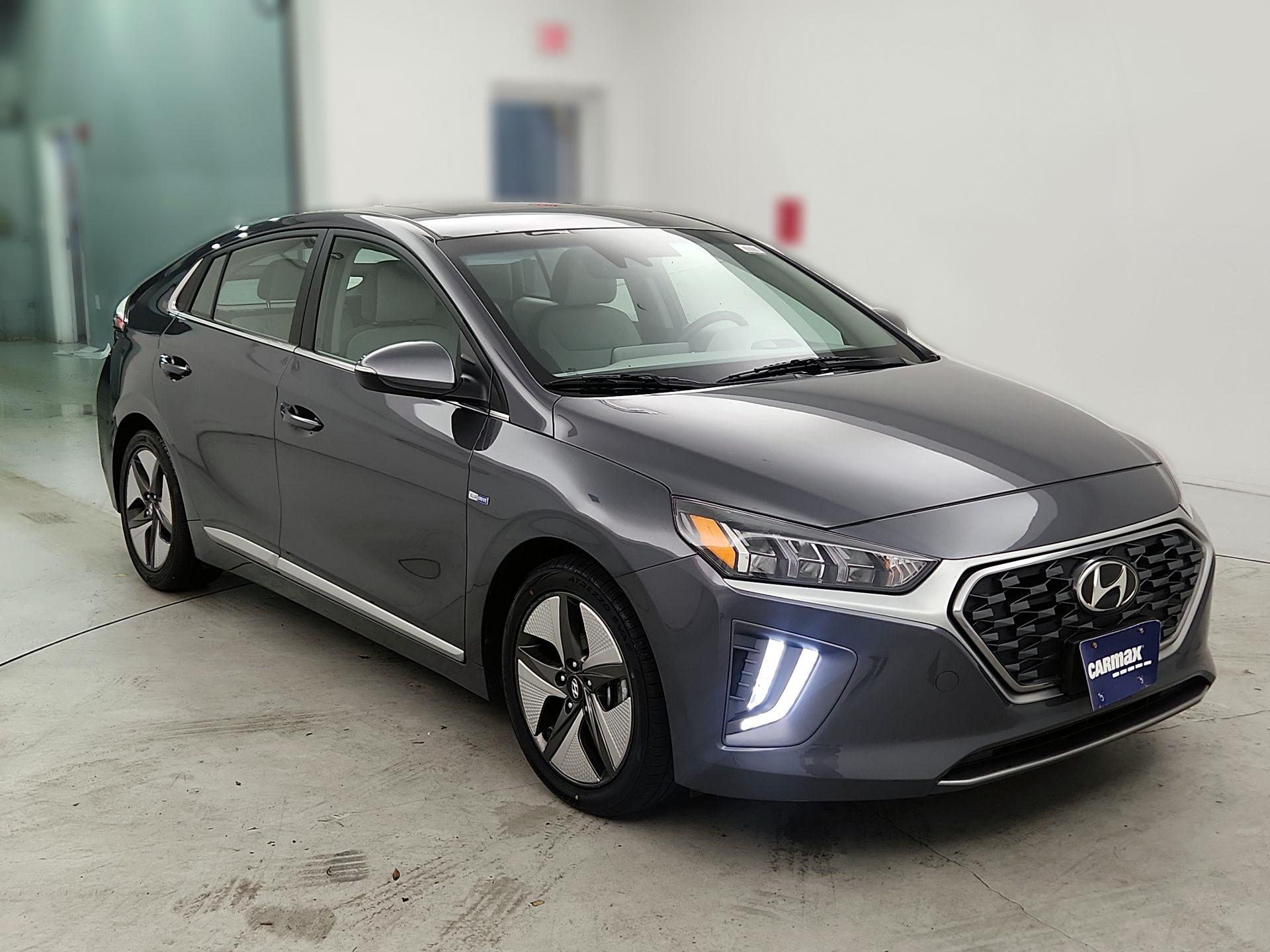 Thumbnail: 2020 Hyundai Ioniq - 1