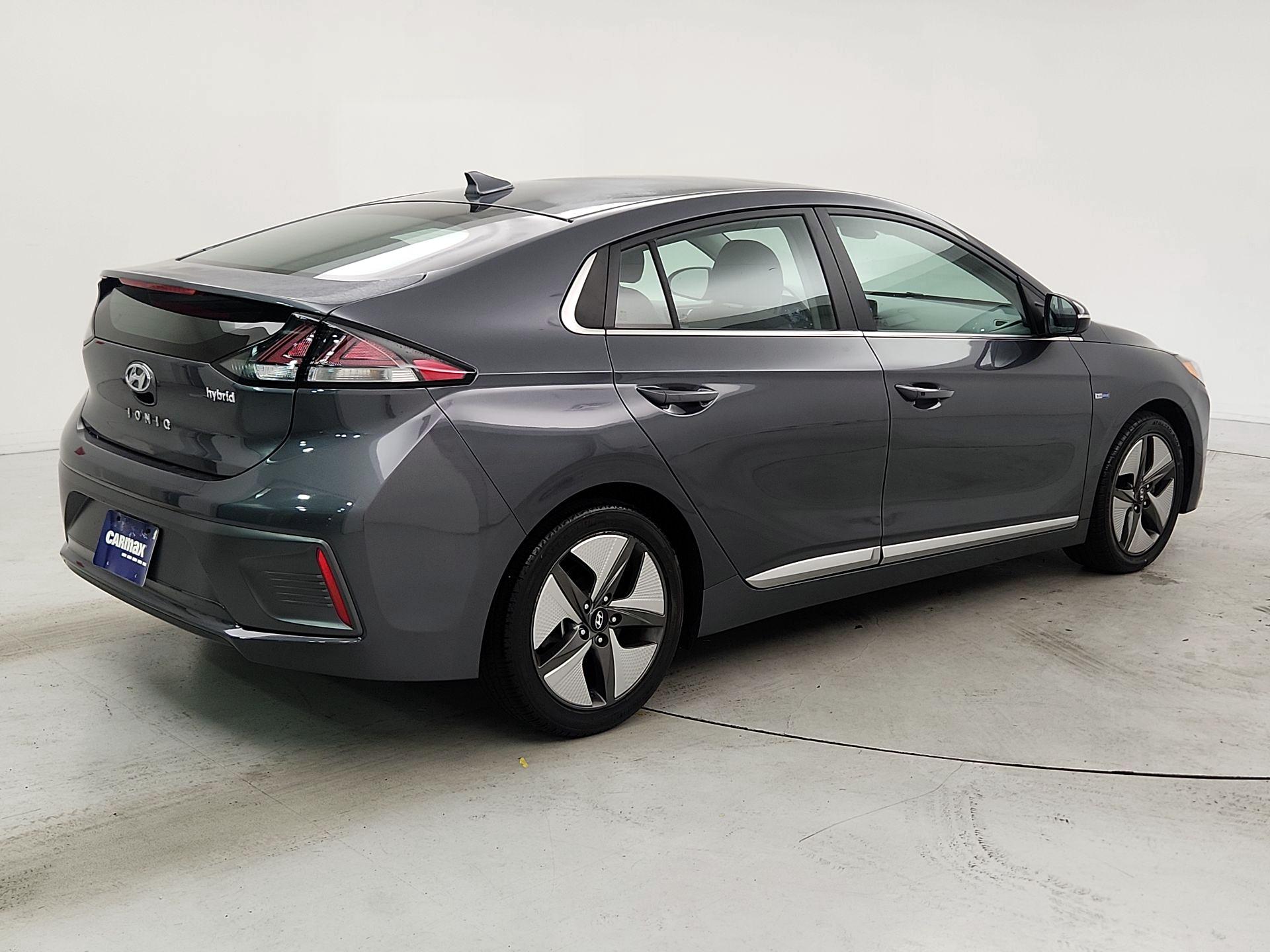 Thumbnail: 2020 Hyundai Ioniq - 5