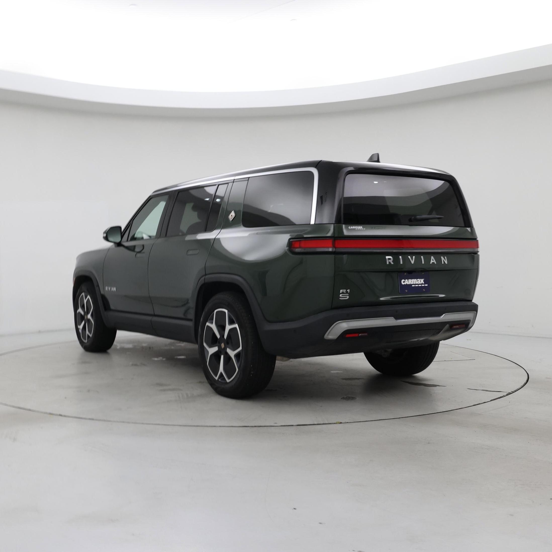 Thumbnail: 2024 Rivian R1S - 2