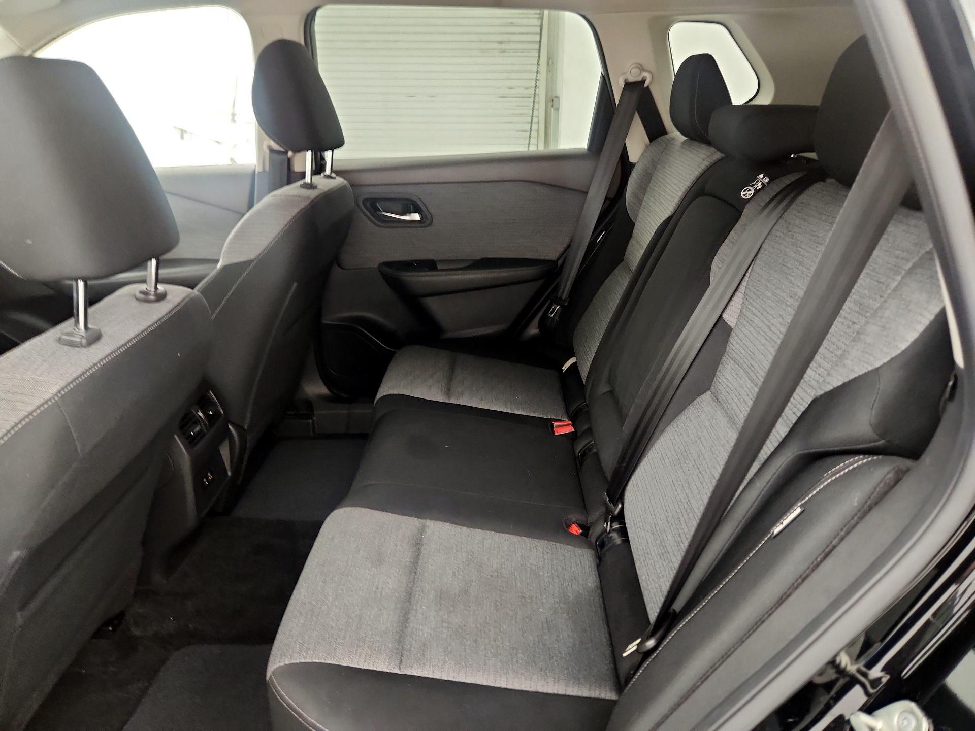 Thumbnail: 2021 Nissan Rogue - 19