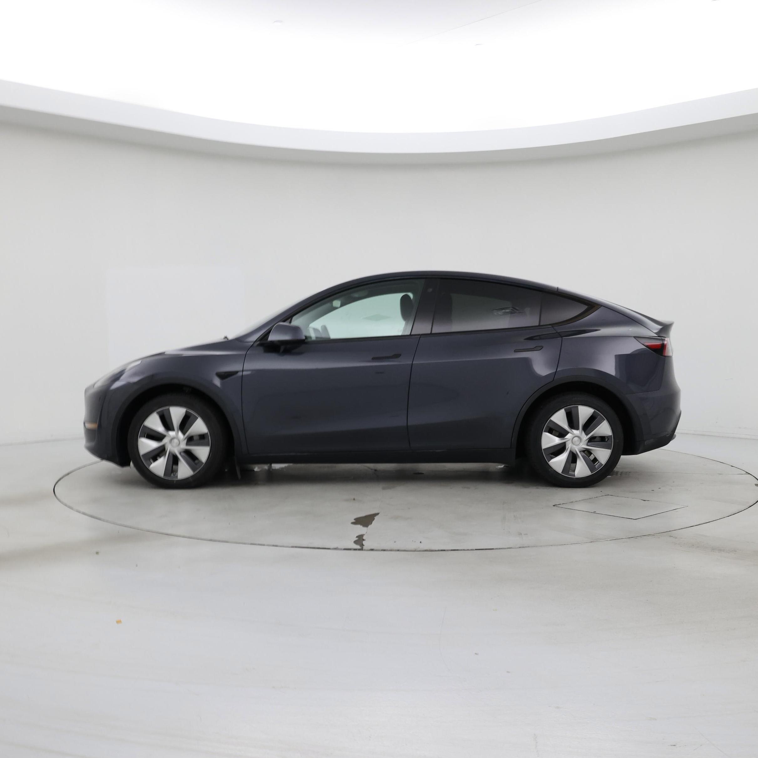 Thumbnail: 2021 Tesla Model Y - 3