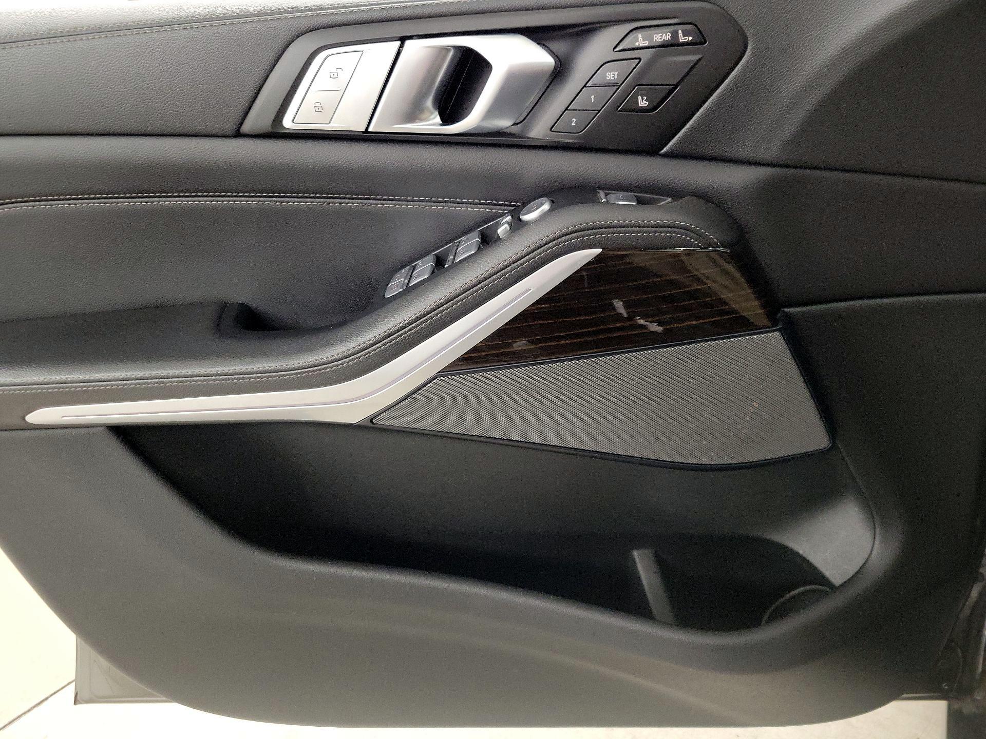 Thumbnail: 2020 BMW X7 - 12