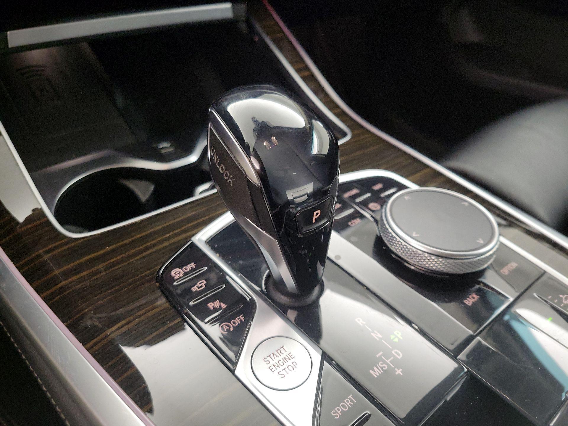 Thumbnail: 2020 BMW X7 - 18