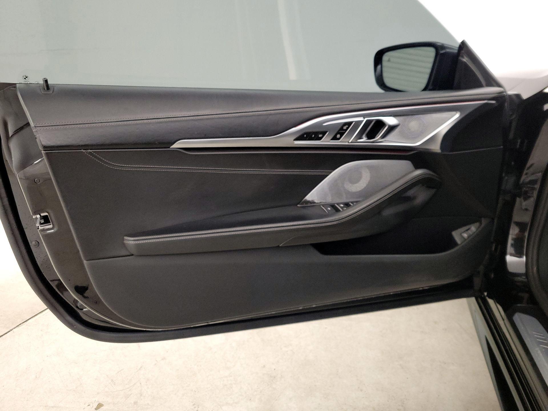 Thumbnail: 2019 BMW 8 Series - 12