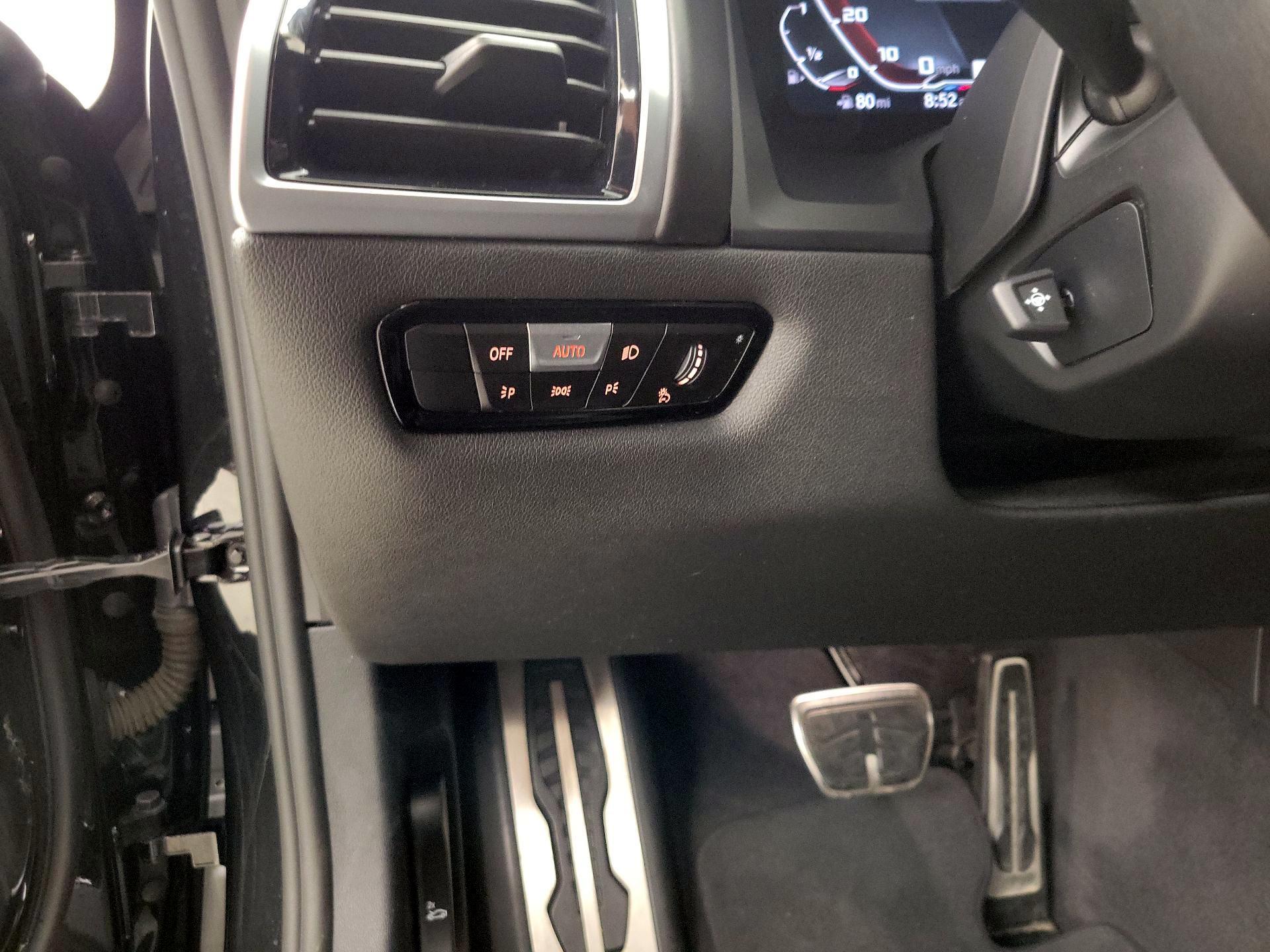 Thumbnail: 2019 BMW 8 Series - 13
