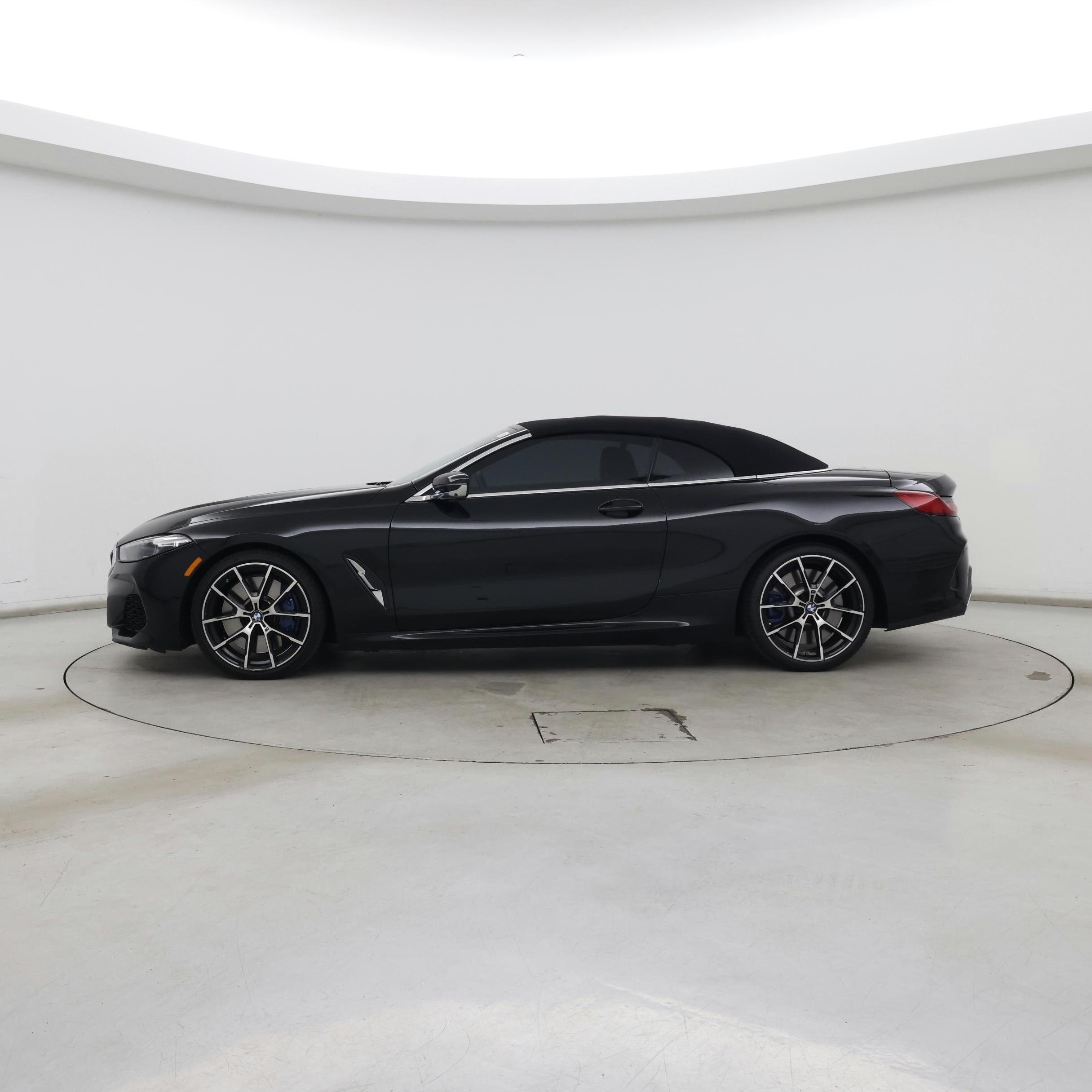 Thumbnail: 2019 BMW 8 Series - 3