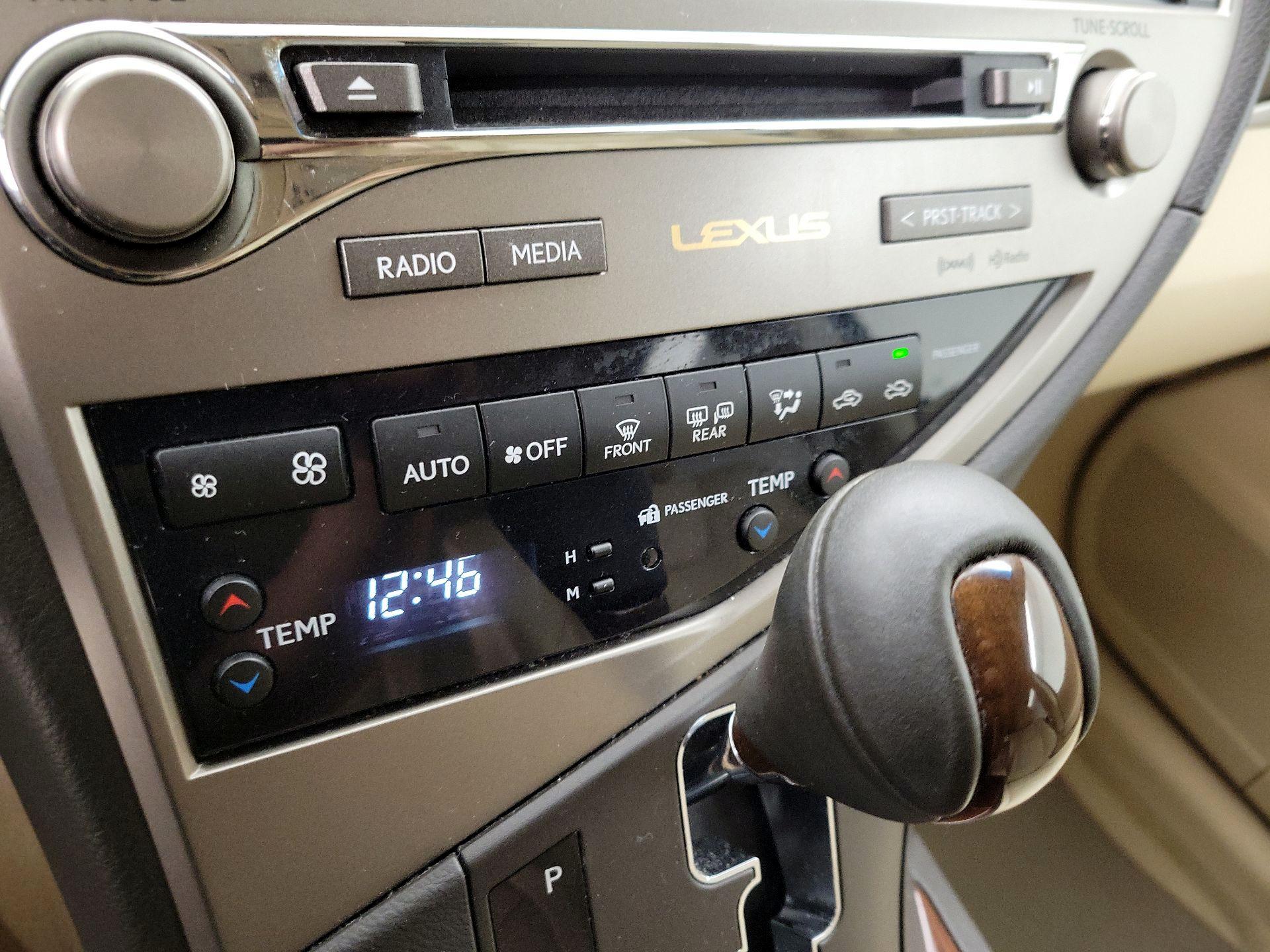 Thumbnail: 2014 Lexus RX - 16