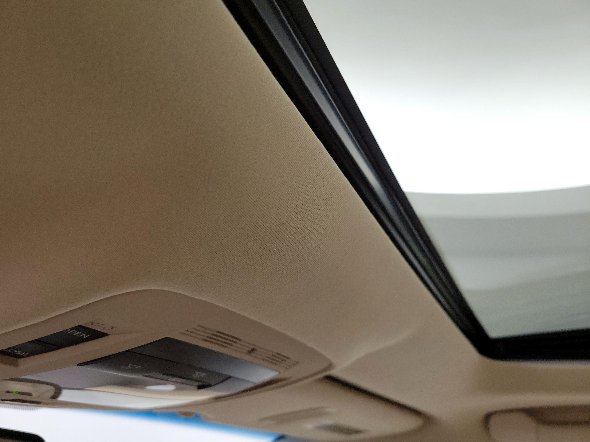Thumbnail: 2014 Lexus RX - 19