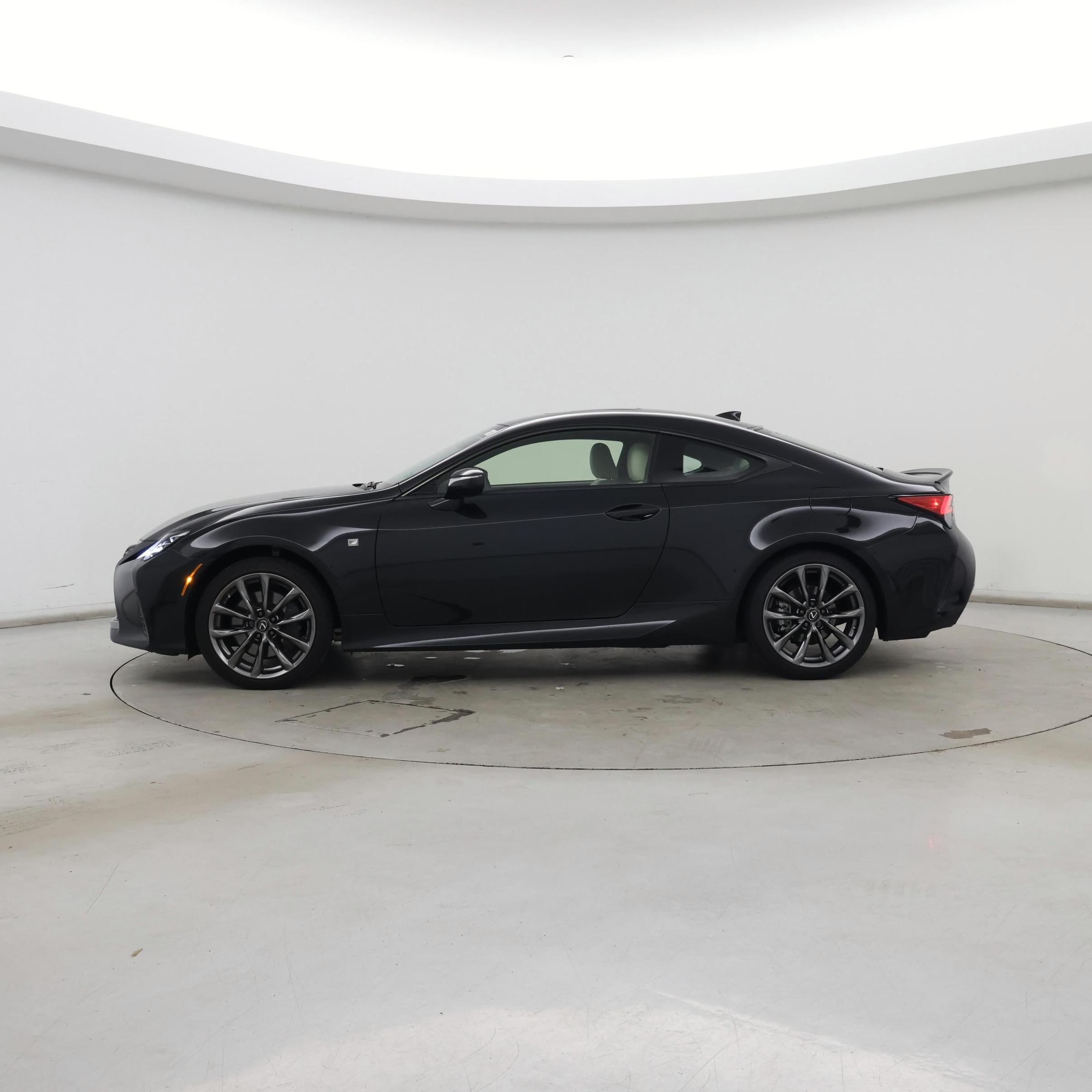 Thumbnail: 2022 Lexus RC - 3