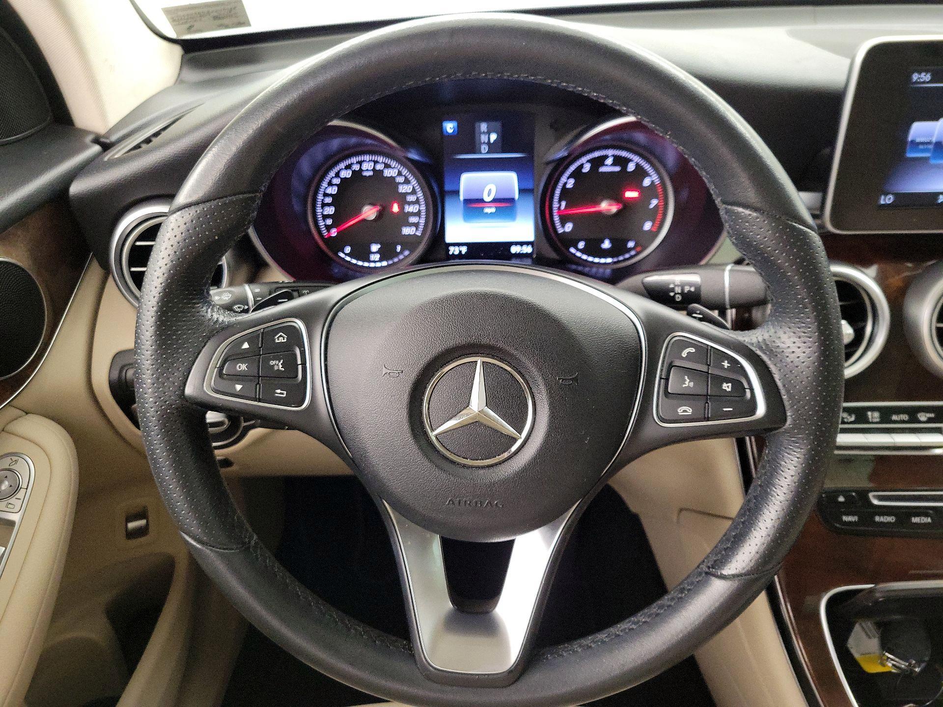 Thumbnail: 2018 Mercedes-Benz GLC - 10