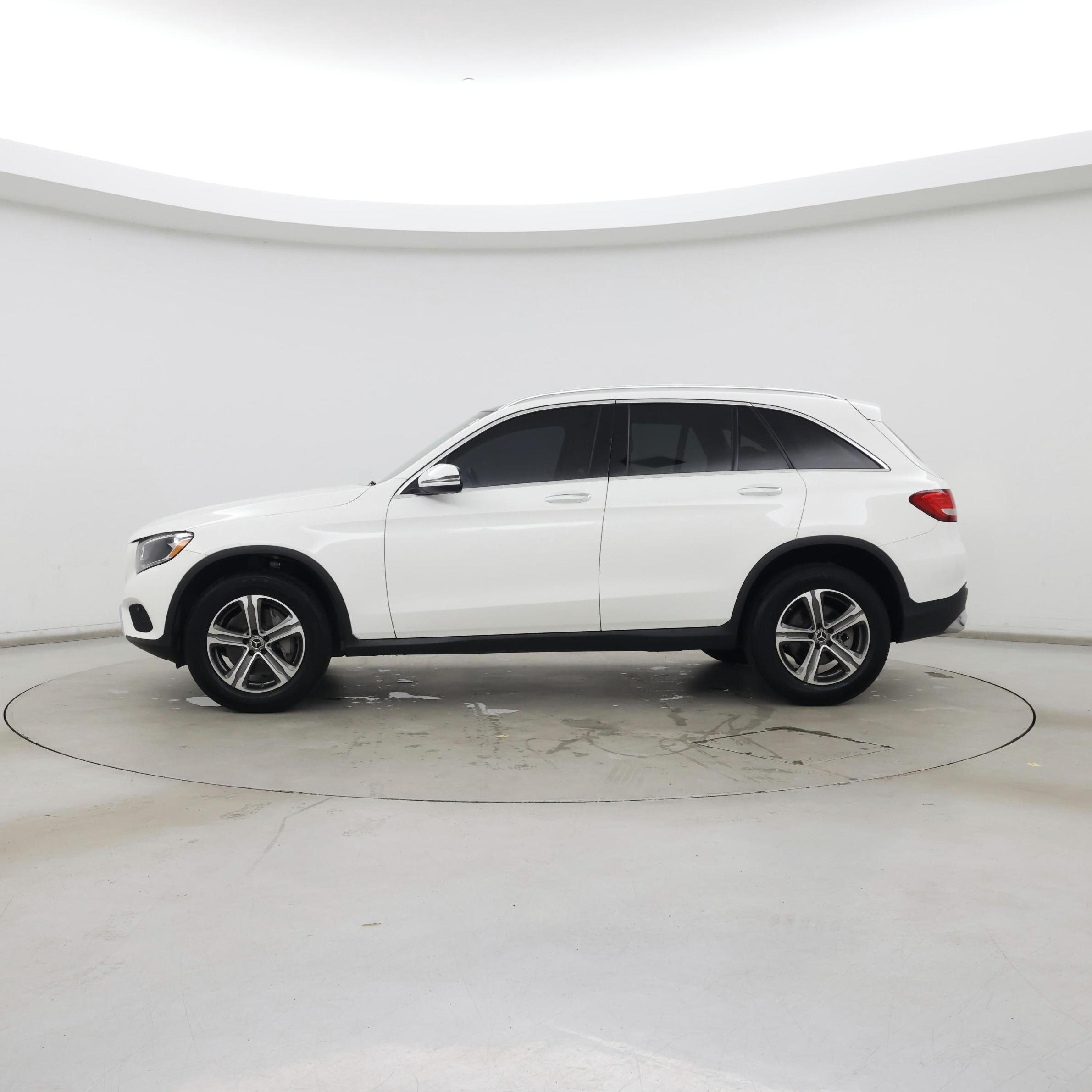 Thumbnail: 2018 Mercedes-Benz GLC - 3