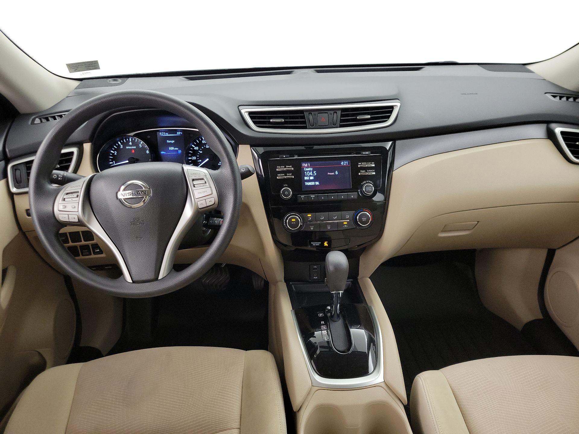 Thumbnail: 2016 Nissan Rogue - 9