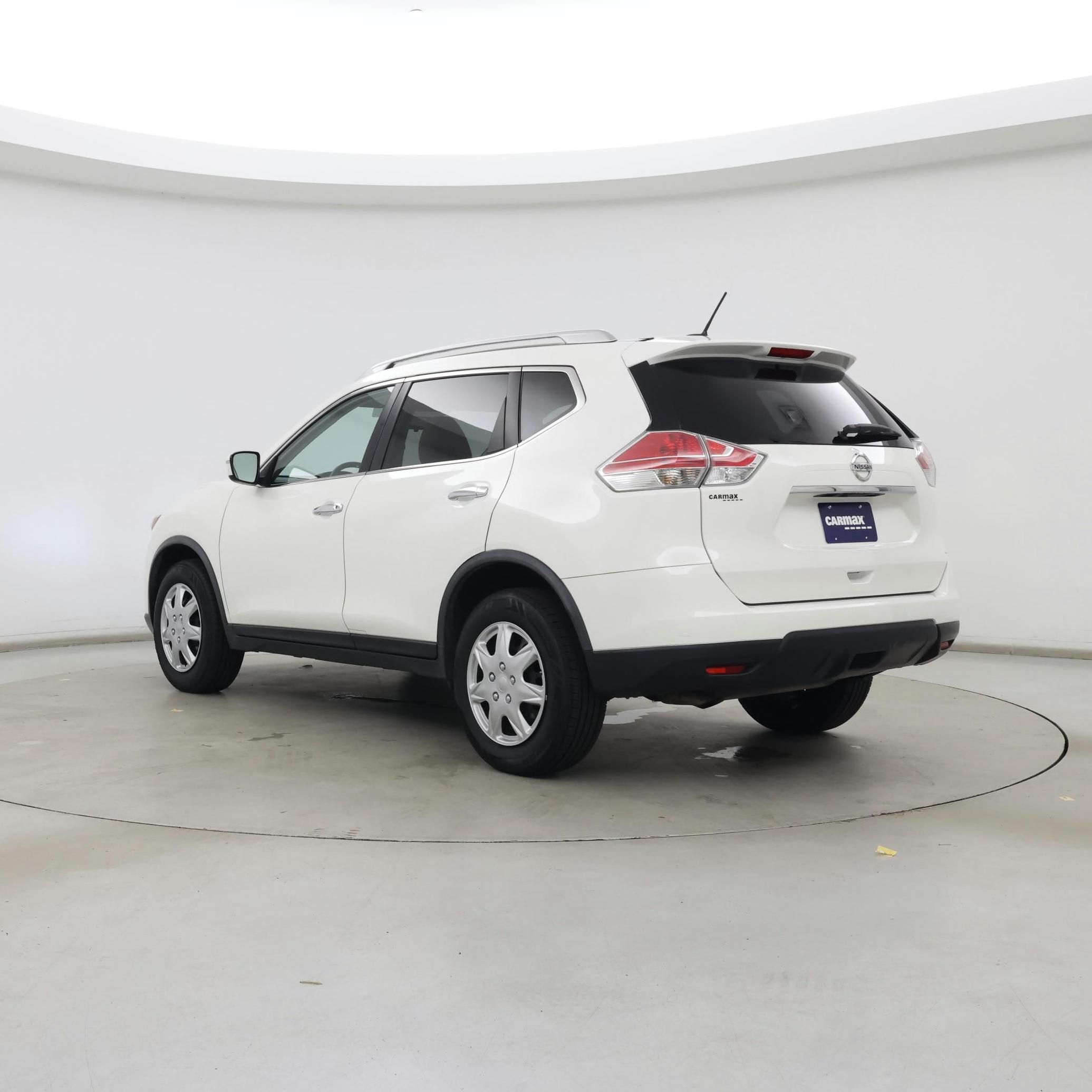 Thumbnail: 2016 Nissan Rogue - 2