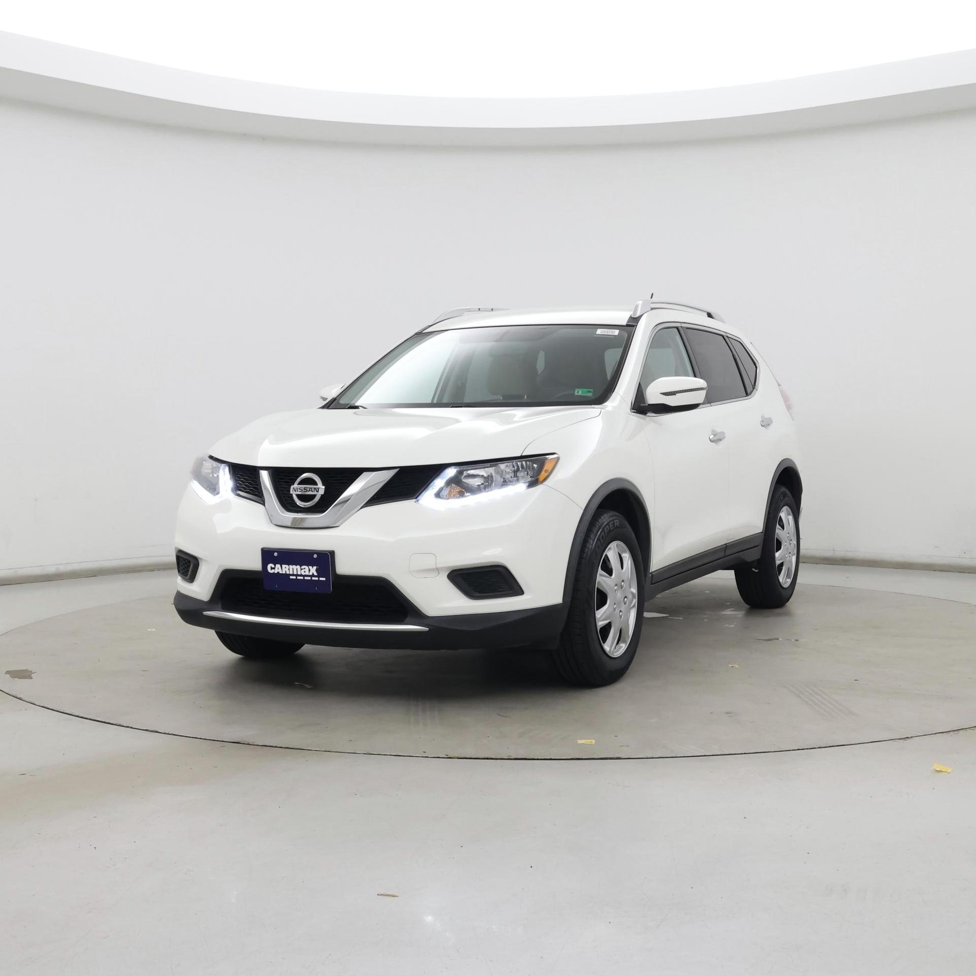 Thumbnail: 2016 Nissan Rogue - 4