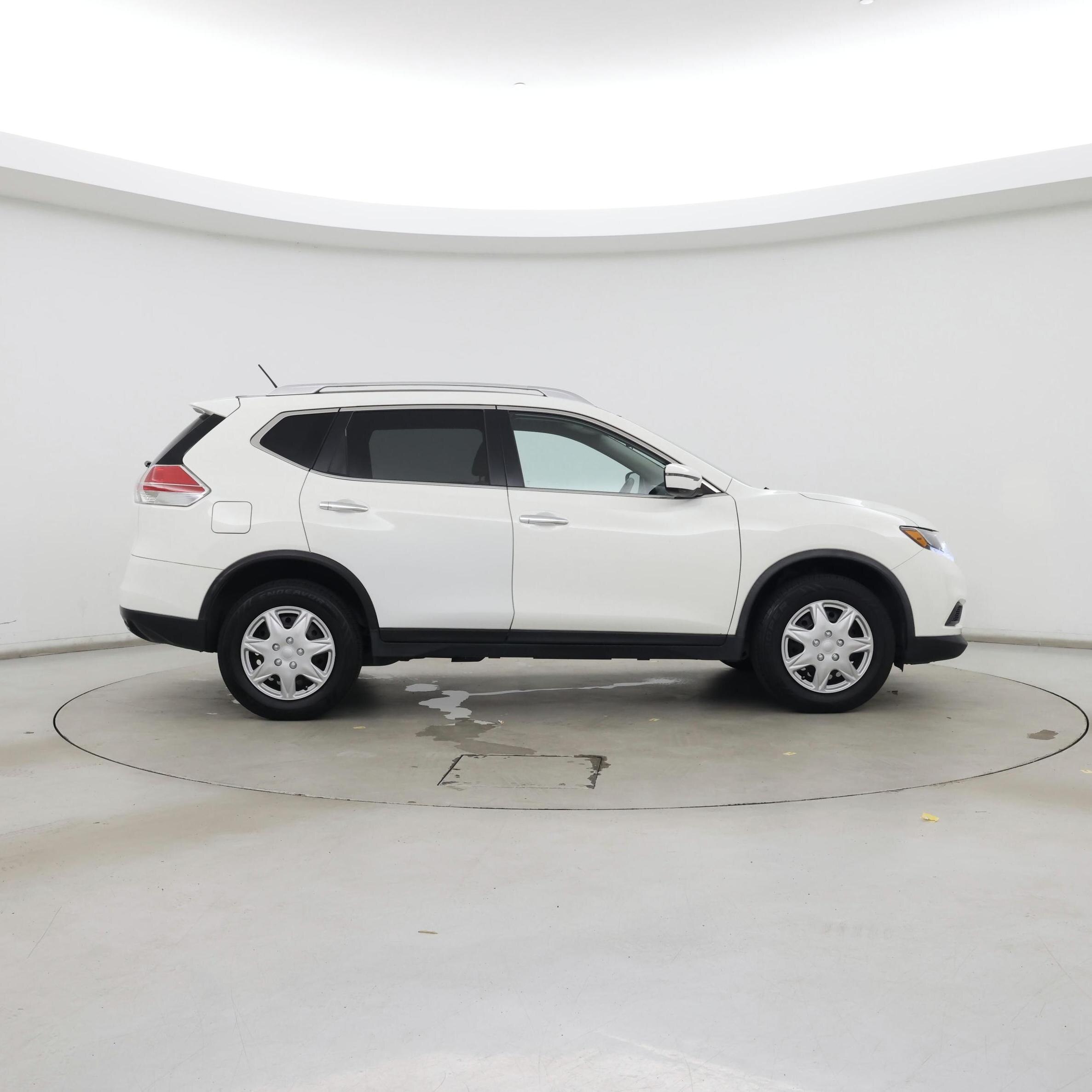 Thumbnail: 2016 Nissan Rogue - 7