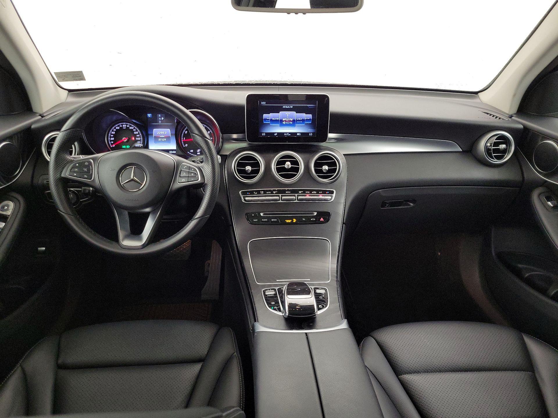 Thumbnail: 2016 Mercedes-Benz GLC - 9